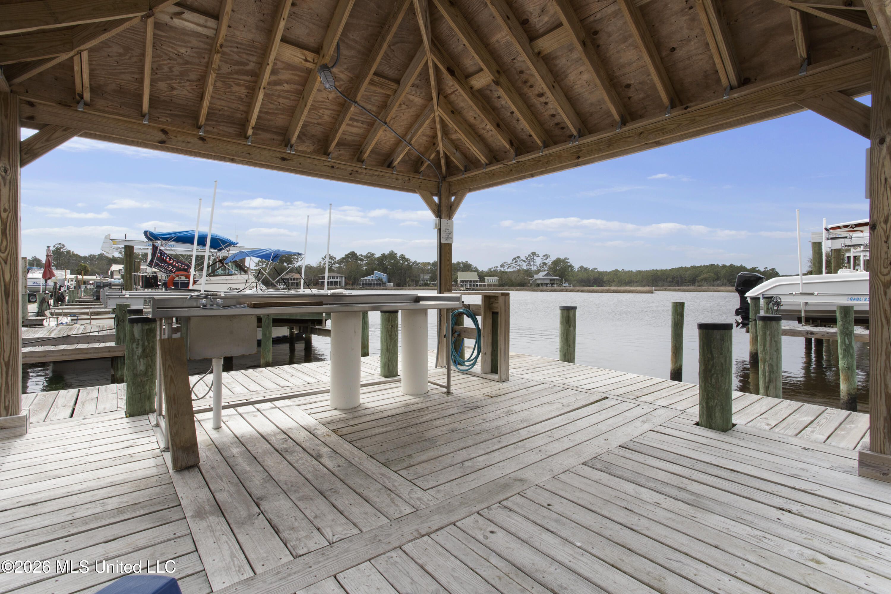 2421 Beachview Drive Property Photo 55