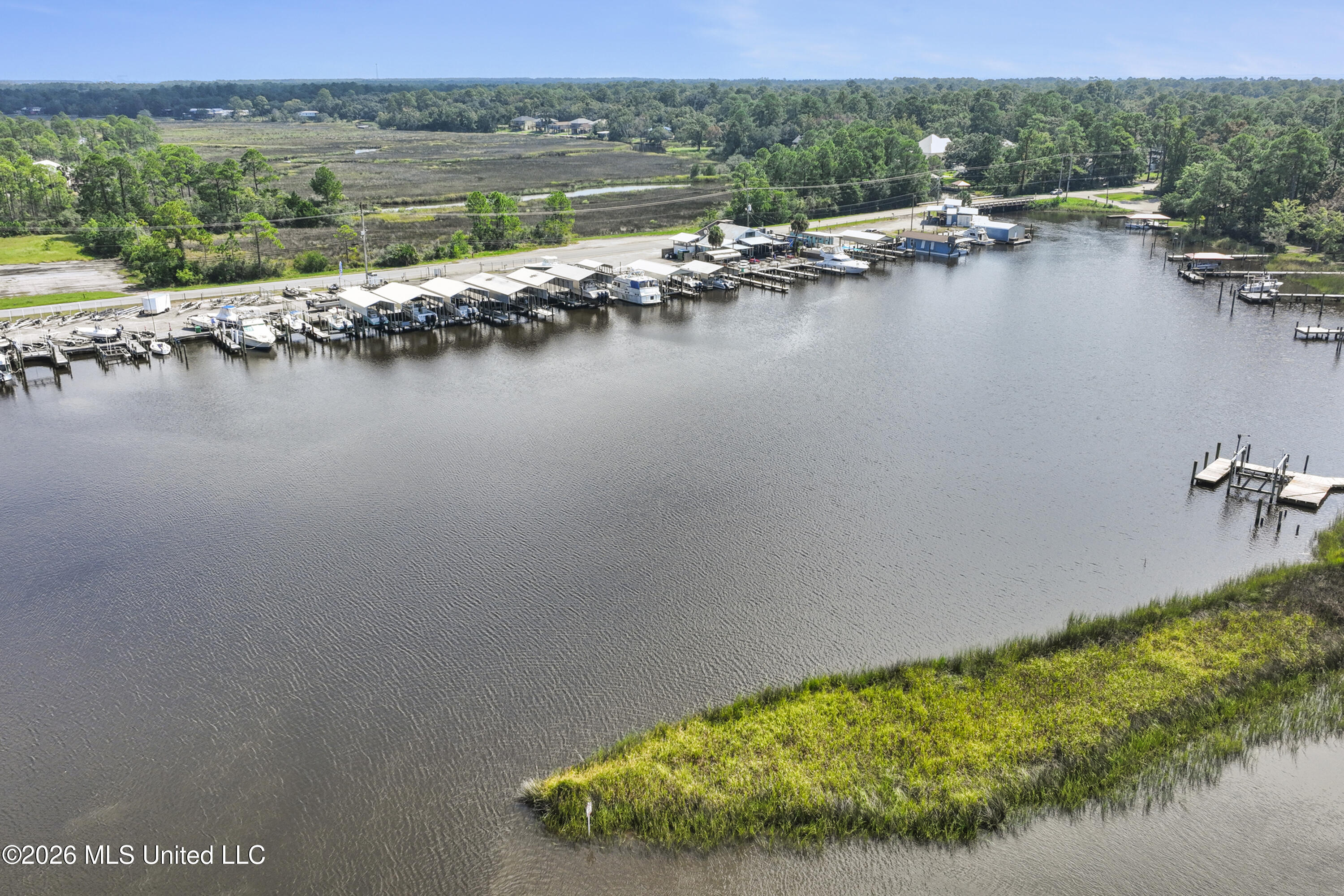 2421 Beachview Drive Property Photo 59