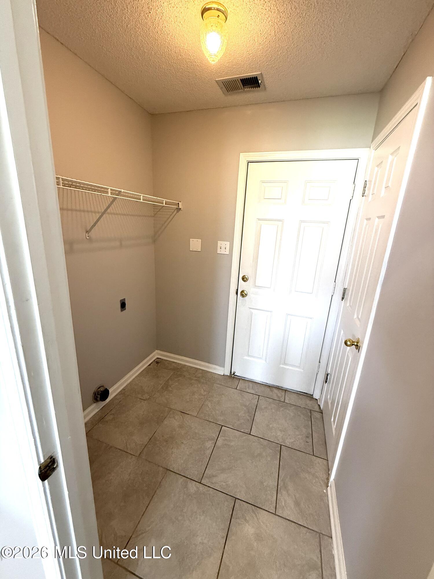 9067 Pimlico Drive Property Photo 5