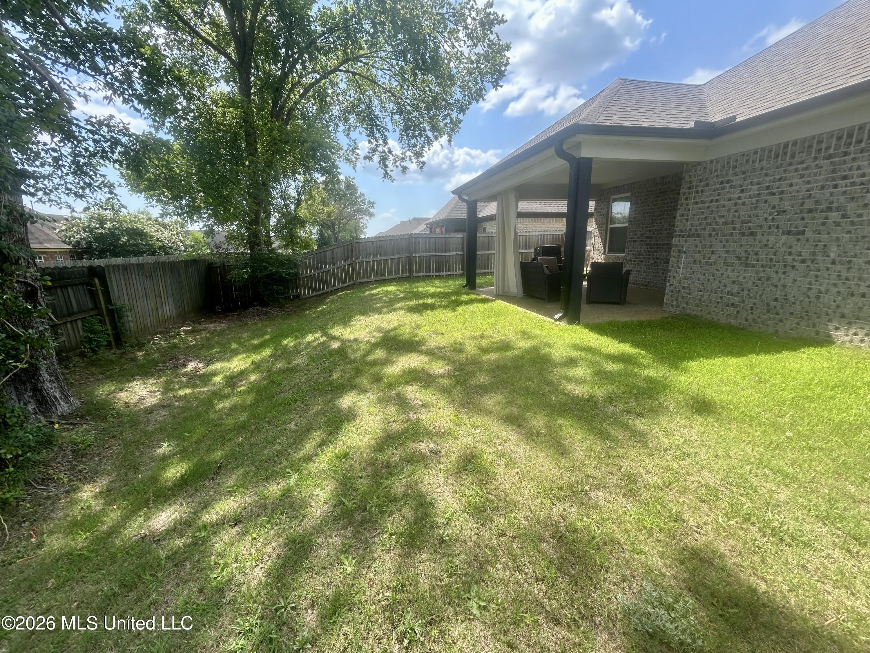 2587 Darlene Street Property Photo 17