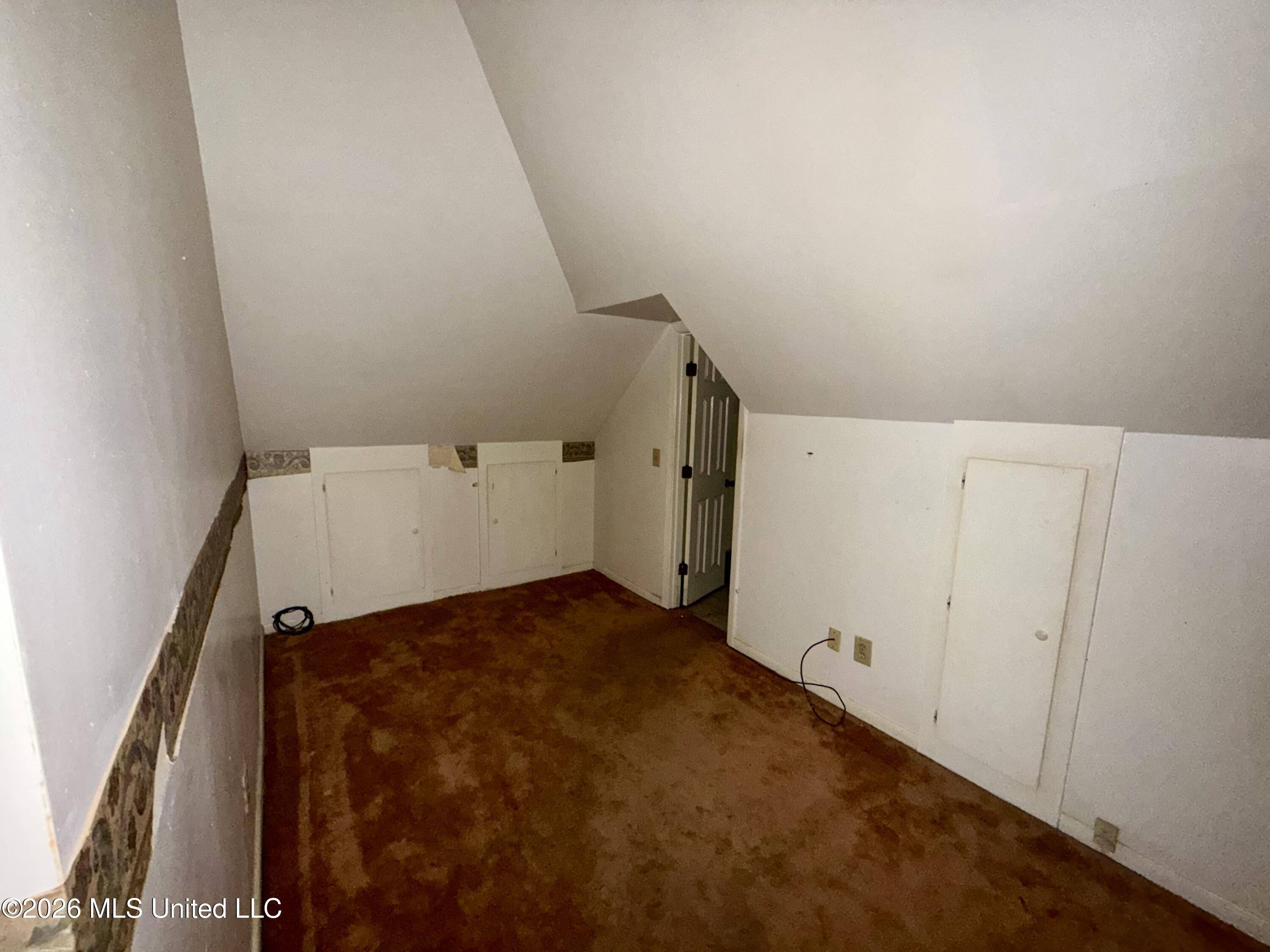 101 S Main Street Property Photo 23