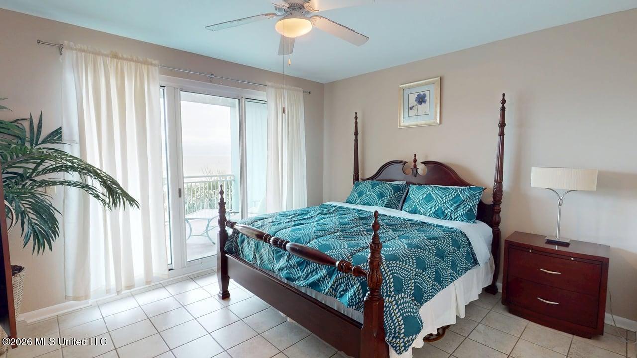 2230 Beach Drive Property Photo 10