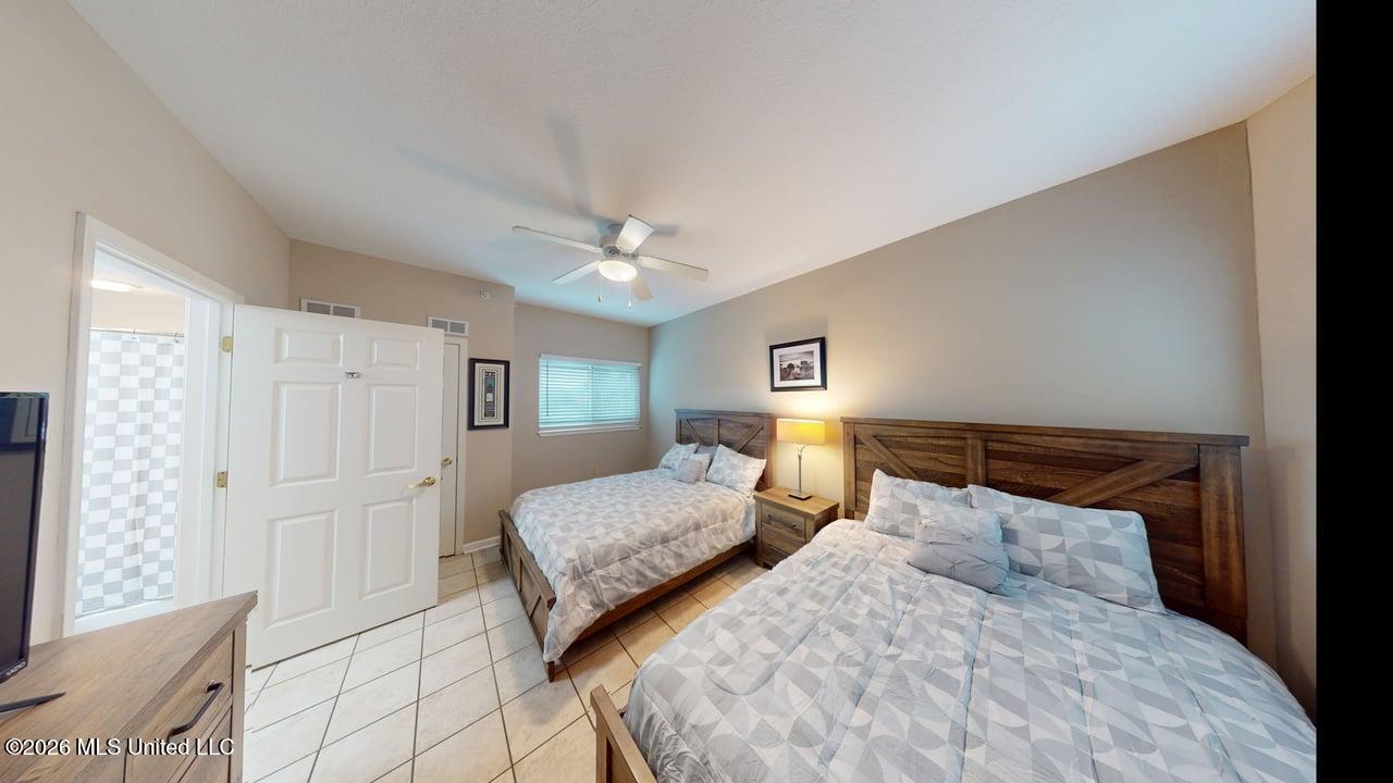 2230 Beach Drive Property Photo 16