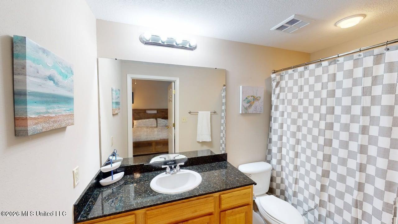 2230 Beach Drive Property Photo 17