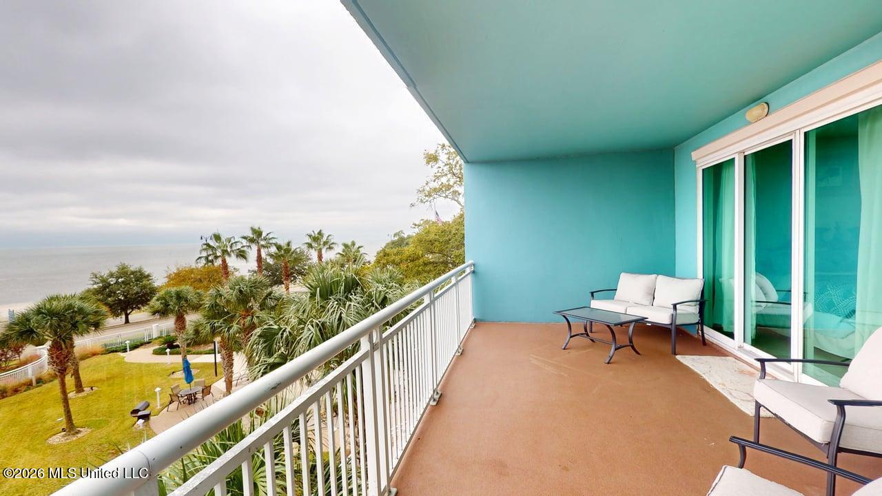 2230 Beach Drive Property Photo 21