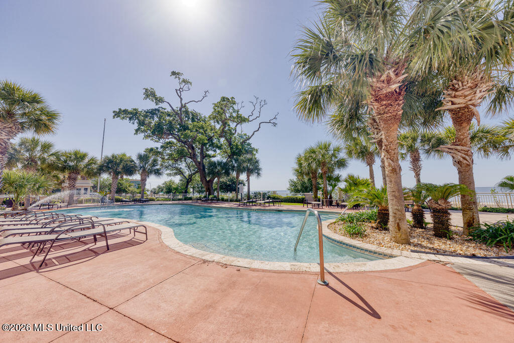 2230 Beach Drive Property Photo 29