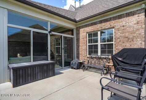 2175 Redbud Cove Property Photo 27
