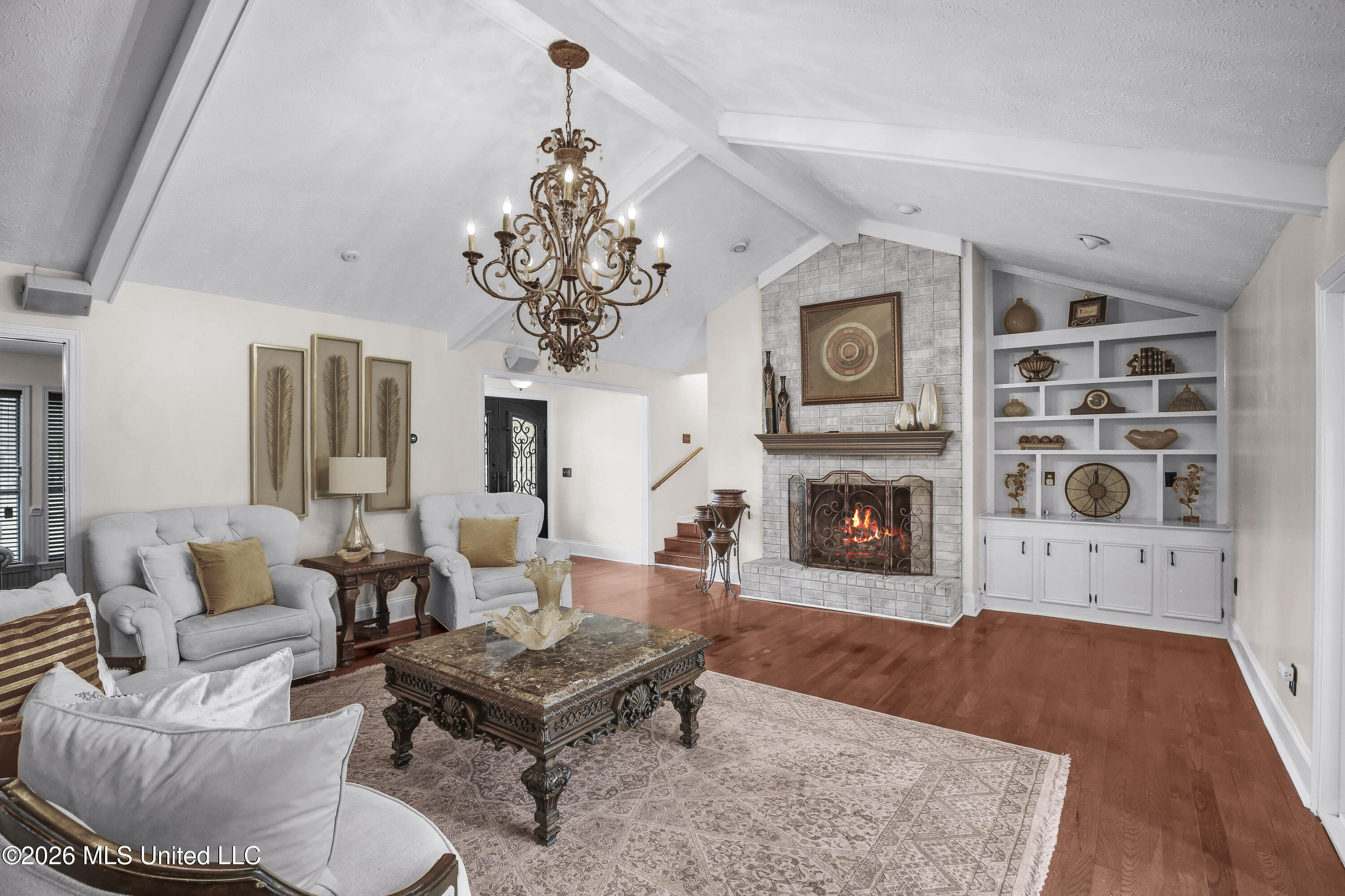 301 Calumet Drive Property Photo 4