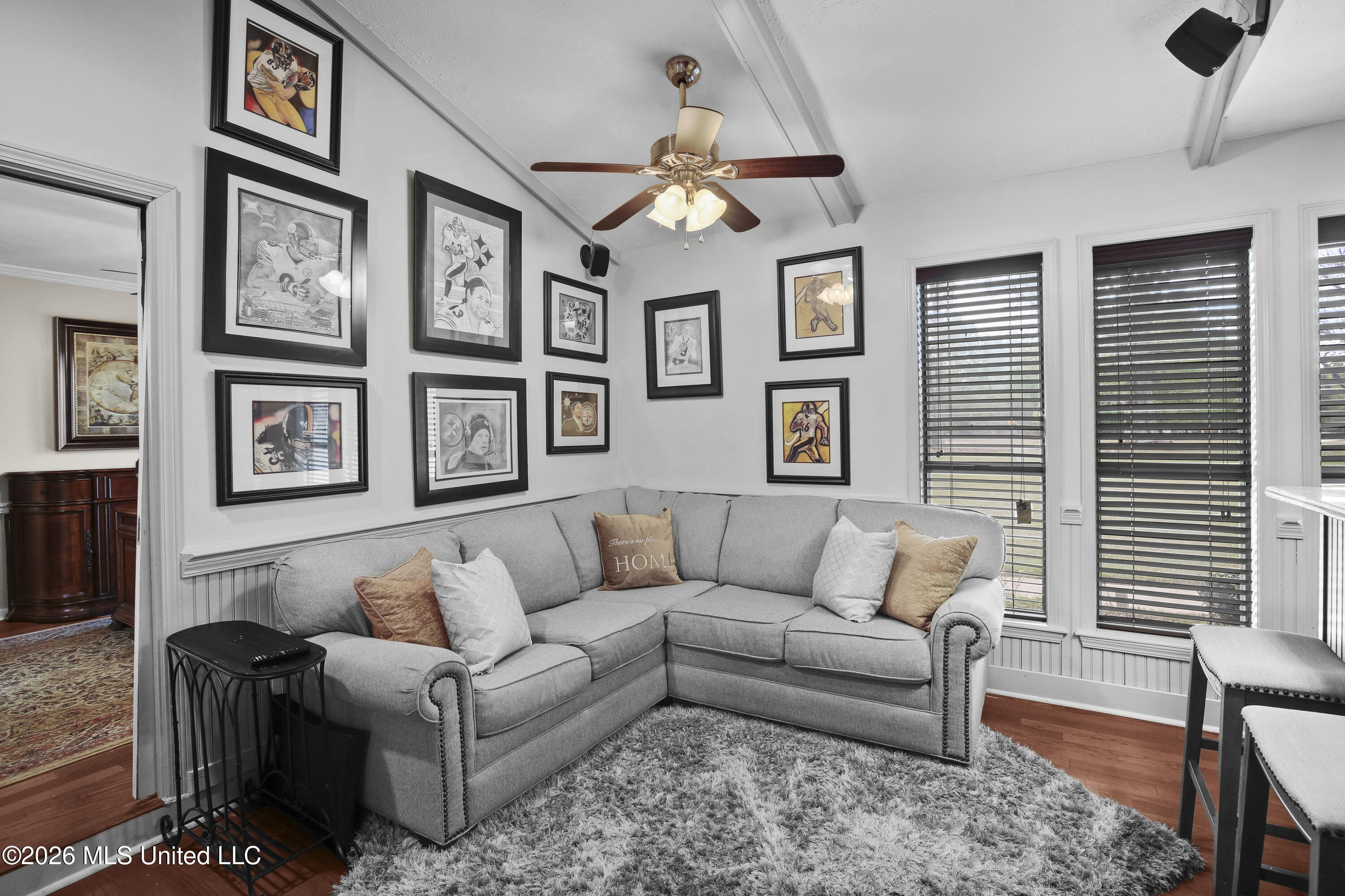 301 Calumet Drive Property Photo 8