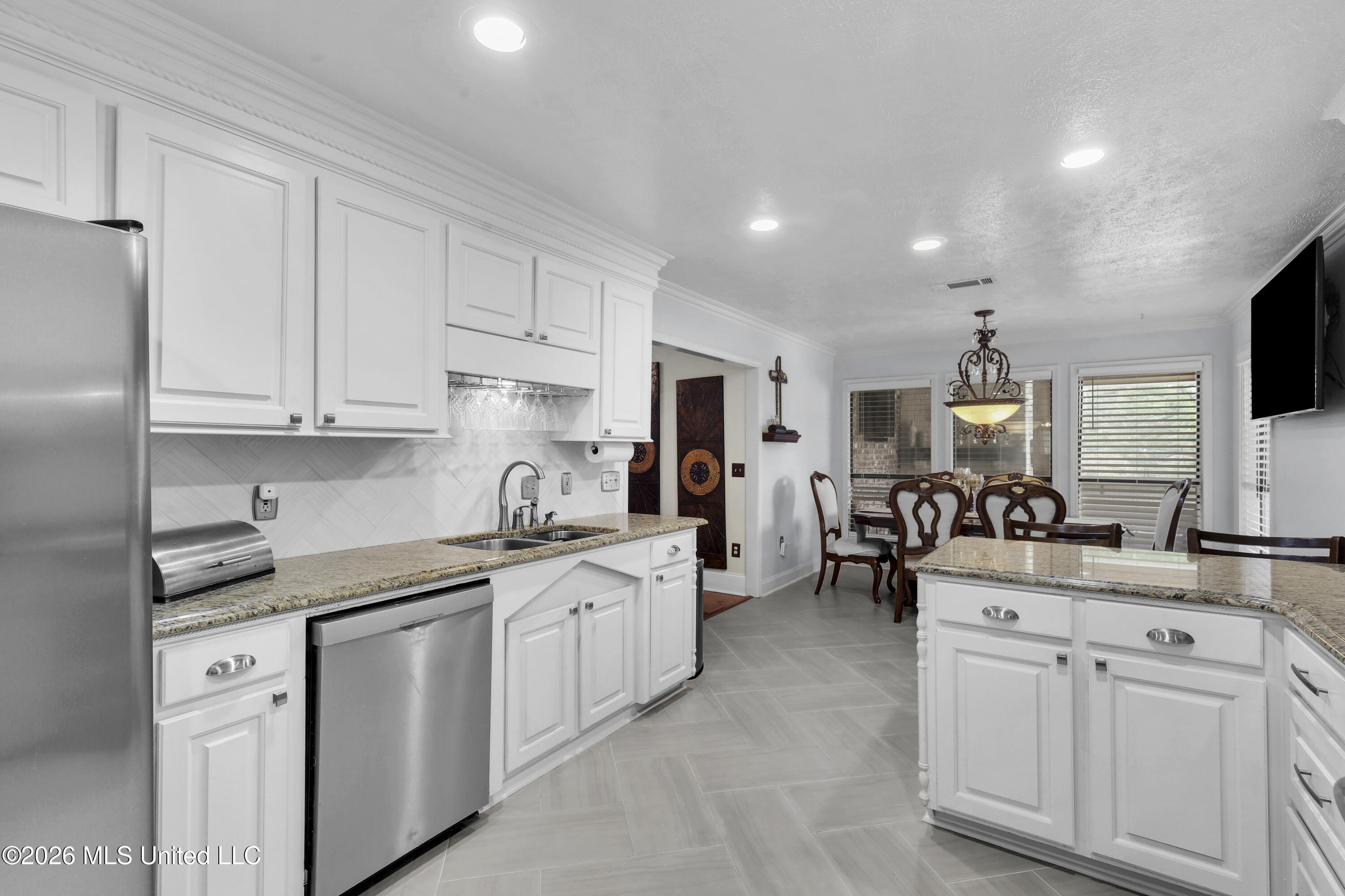 301 Calumet Drive Property Photo 14