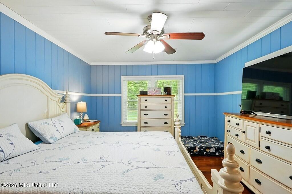 711 Neal Road Property Photo 11