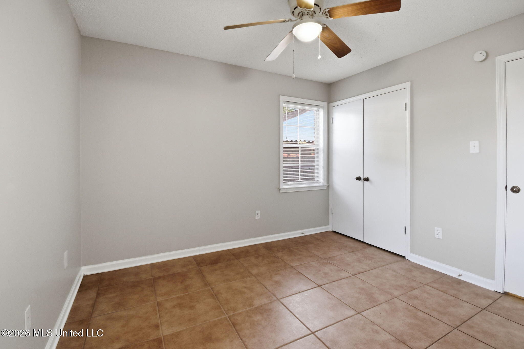 727 Thornwood Drive Property Photo 15
