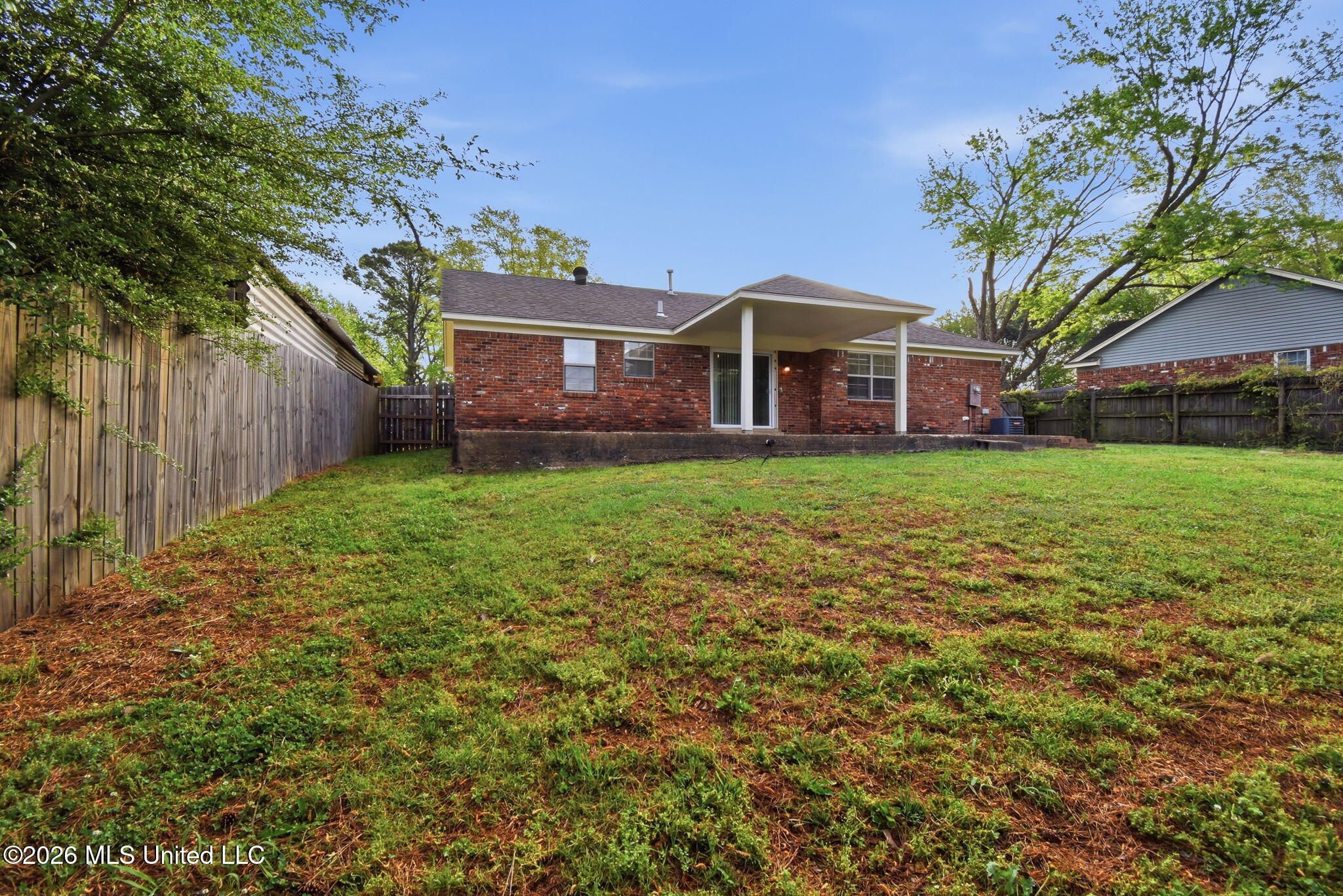 727 Thornwood Drive Property Photo 24