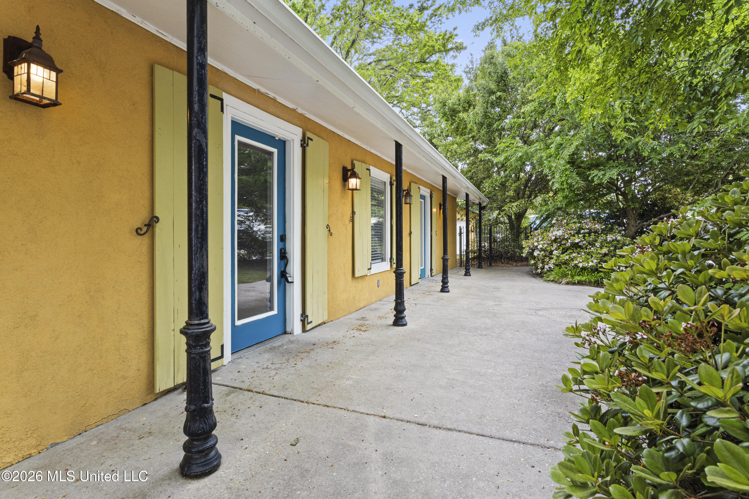 264 Washington Street Property Photo 2