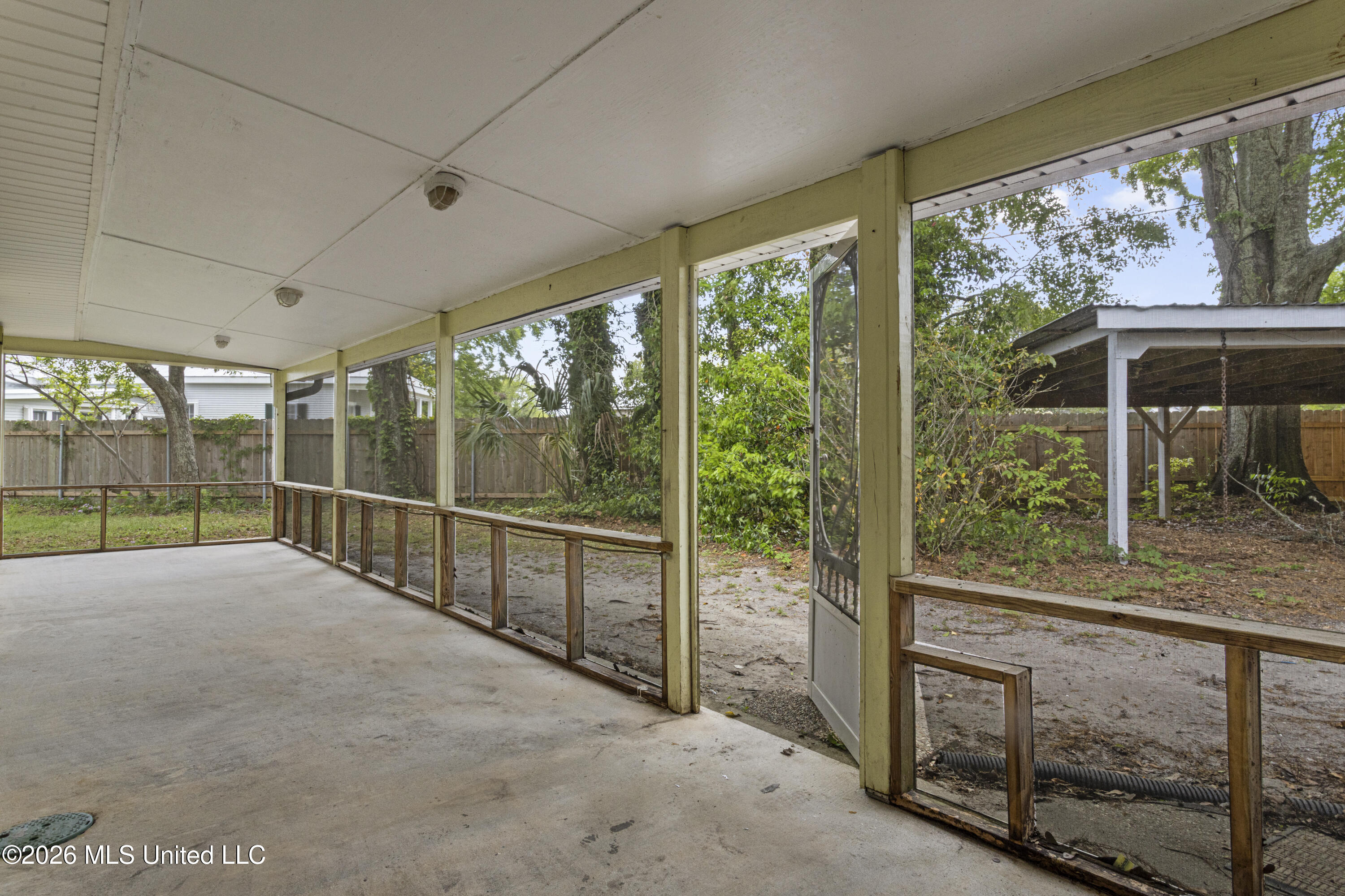 264 Washington Street Property Photo 9