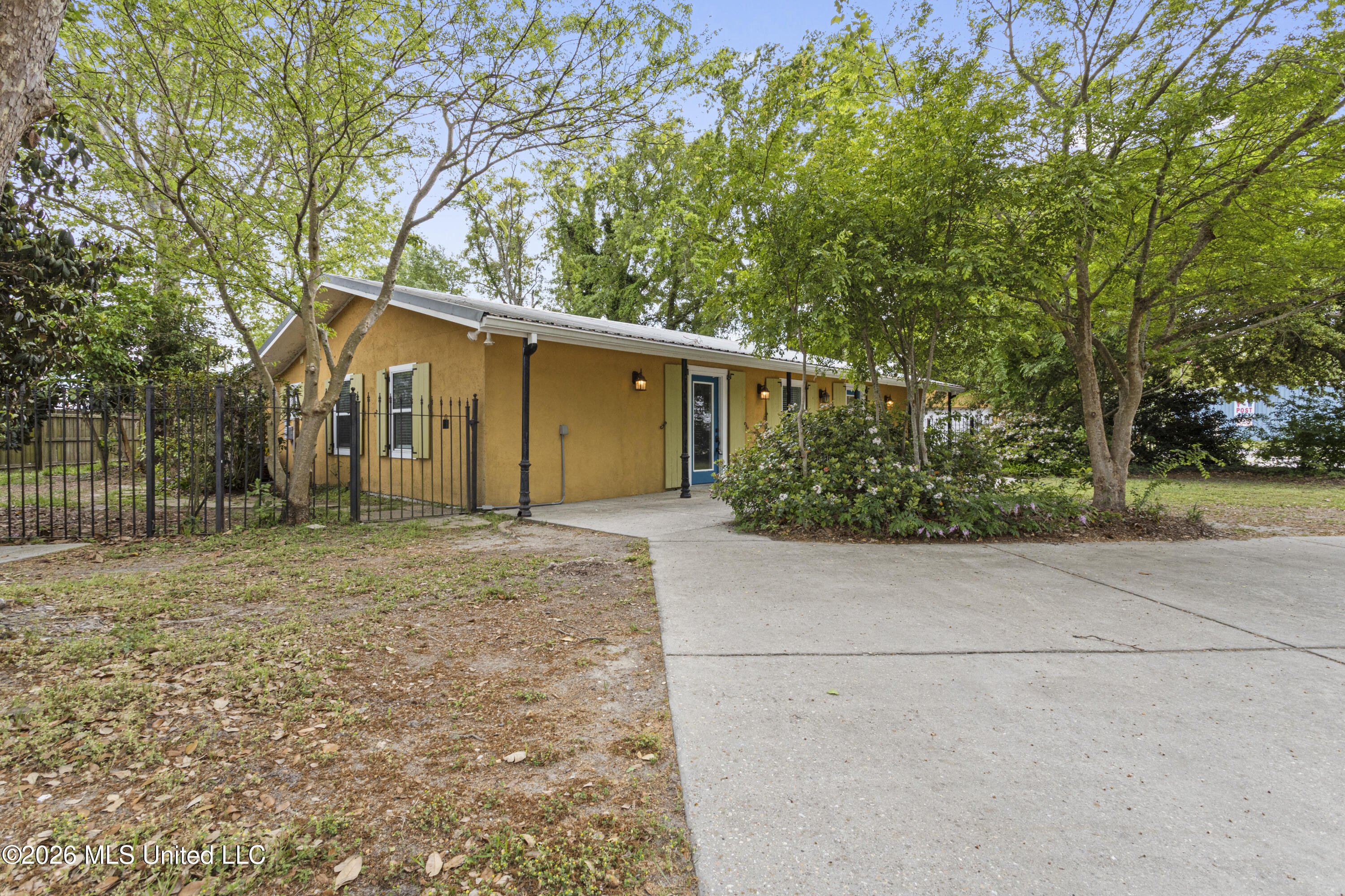 264 Washington Street Property Photo 27