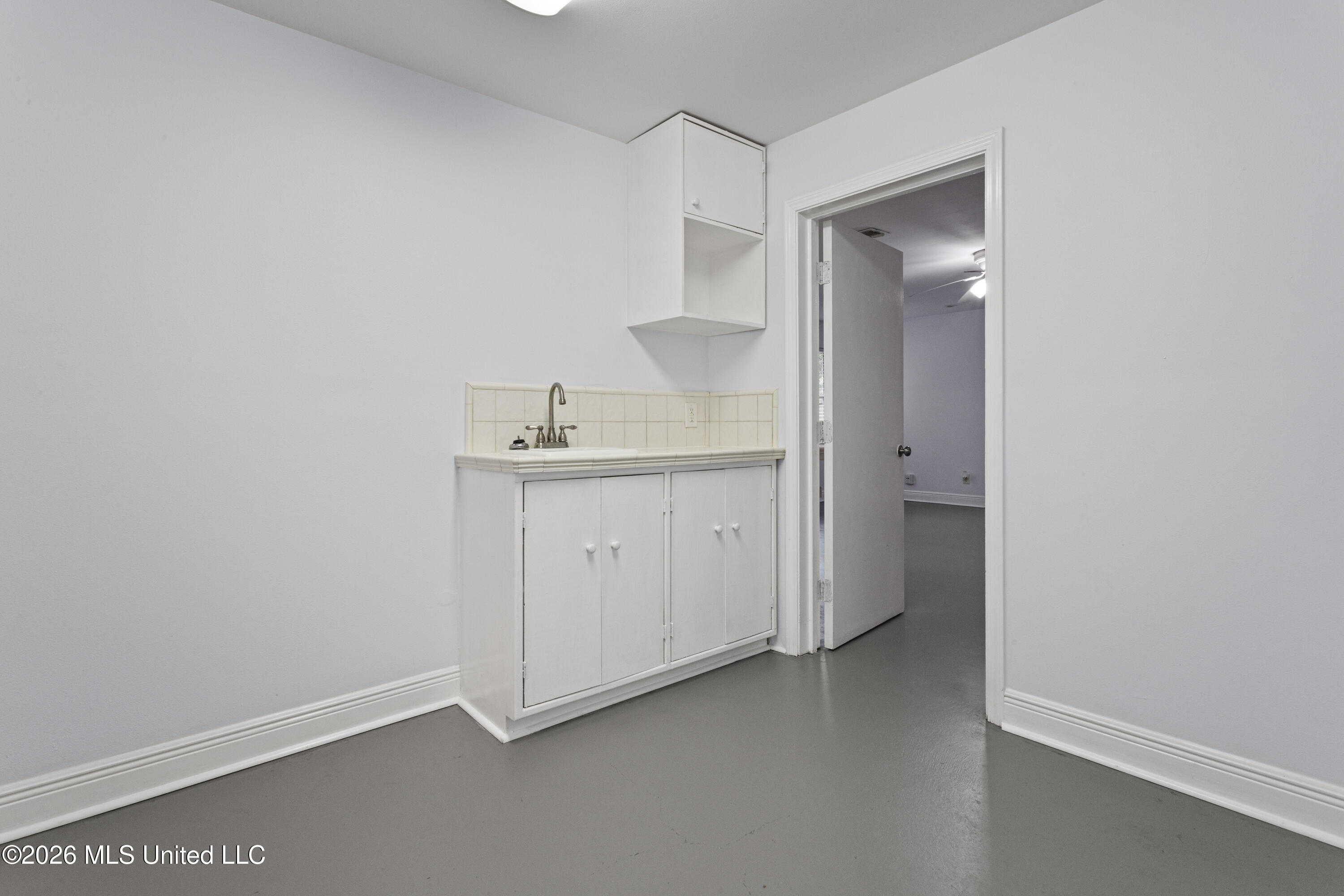 264 Washington Street Property Photo 32