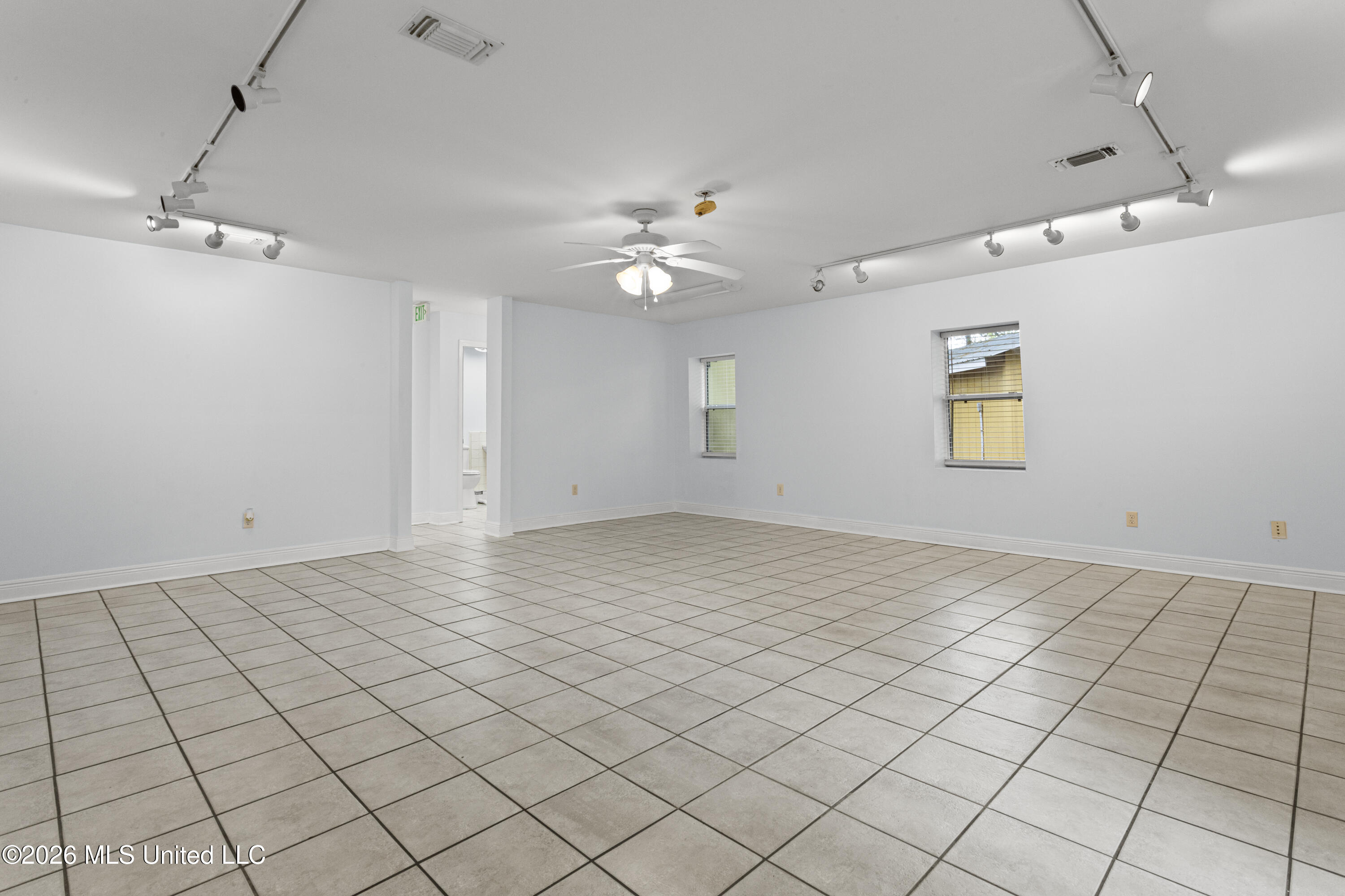 264 Washington Street Property Photo 35