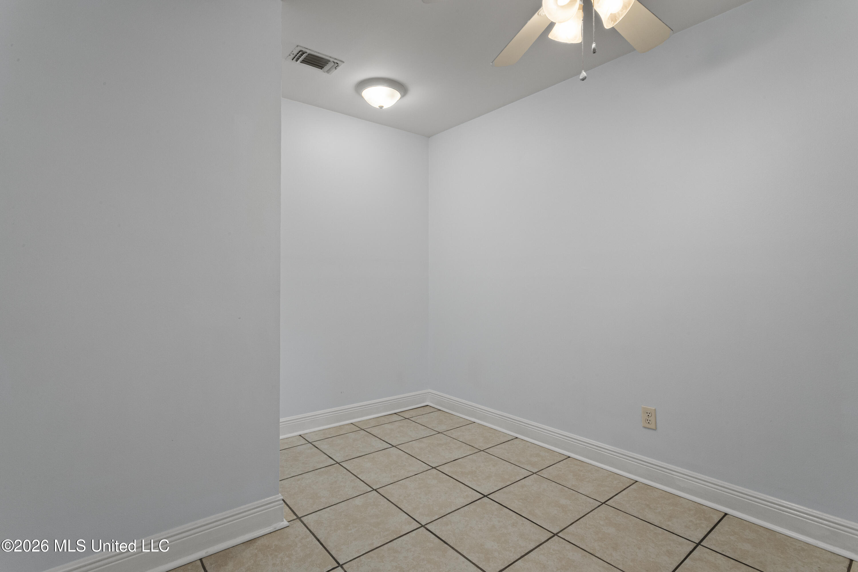 264 Washington Street Property Photo 37