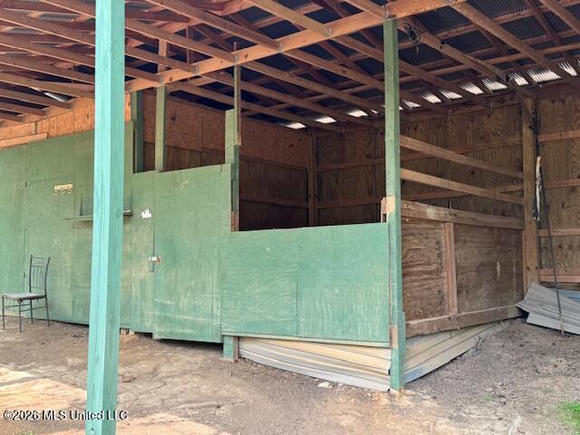 349 W Cox Road Property Photo 18