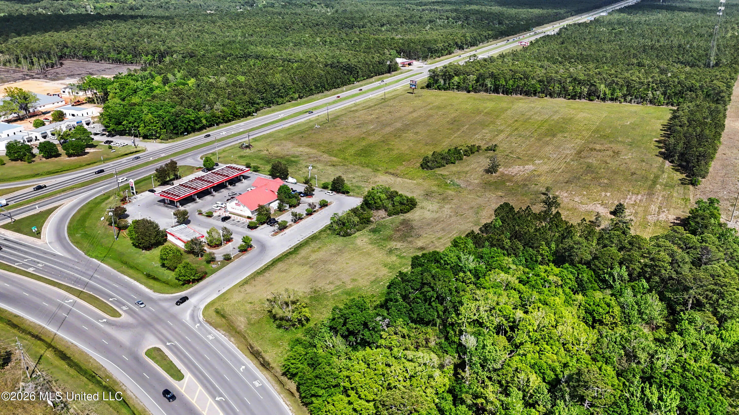 Highway 90 Property Photo 5