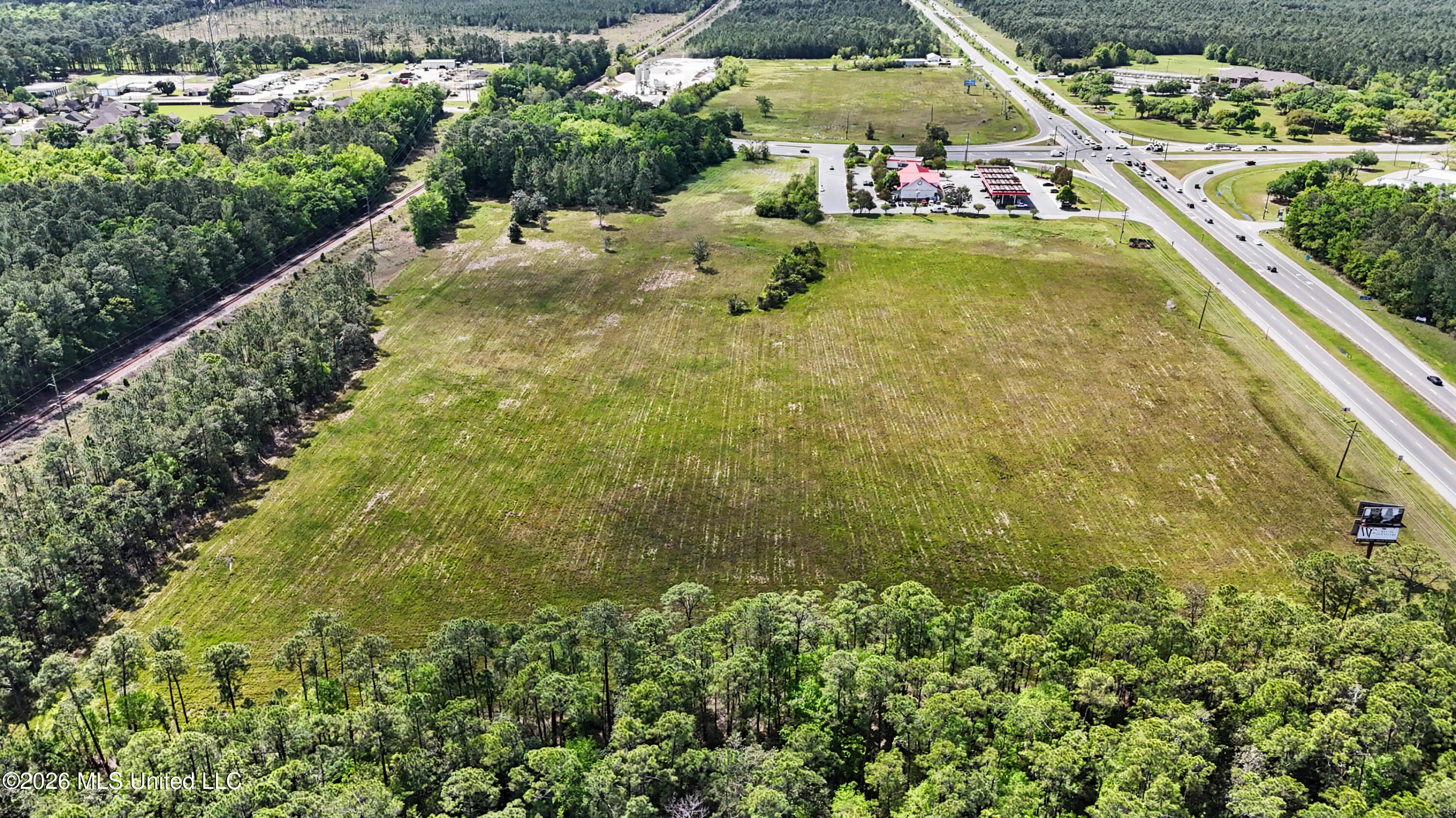 Highway 90 Property Photo 6