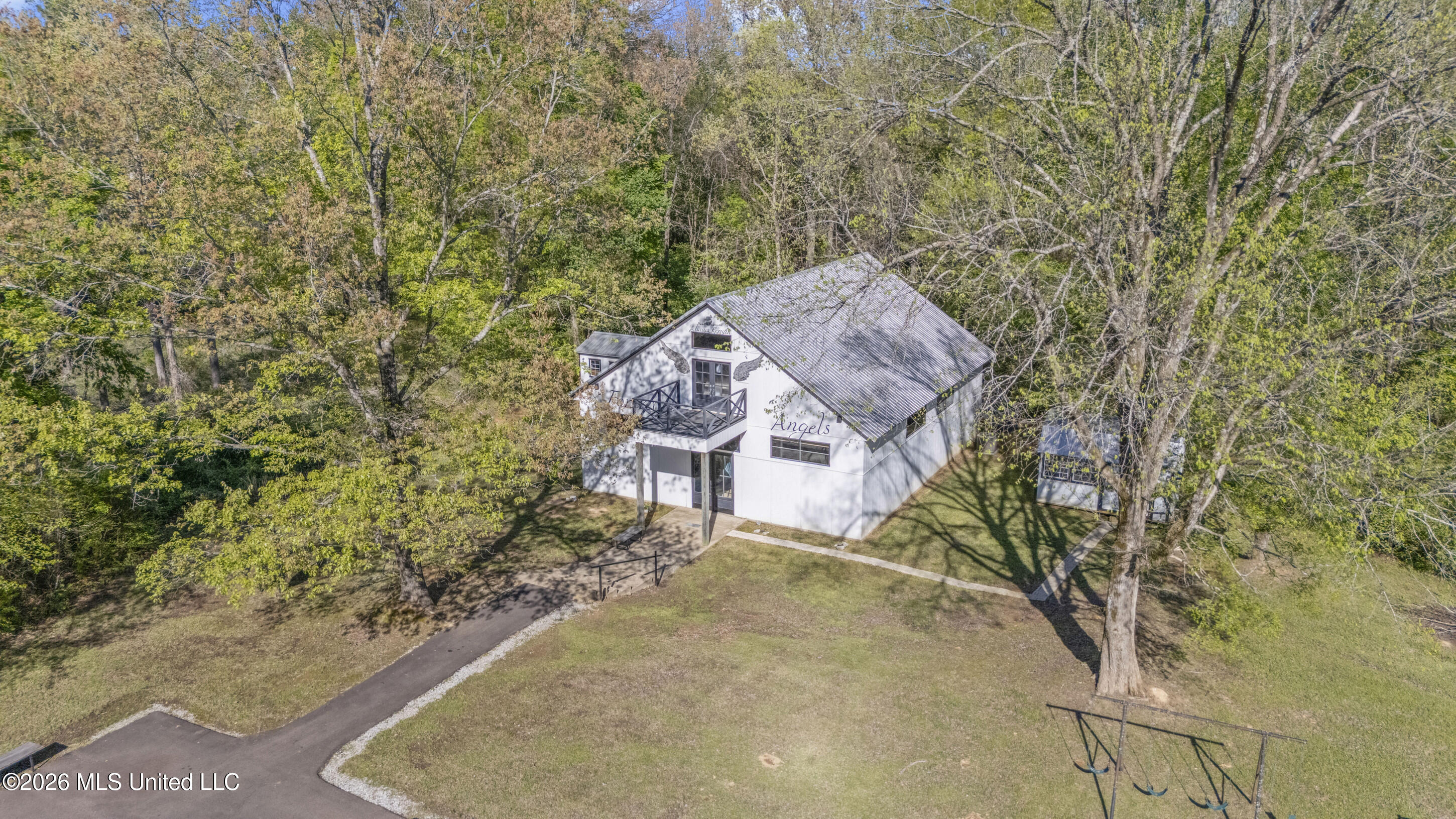 2314 Highway 7 North Property Photo 7