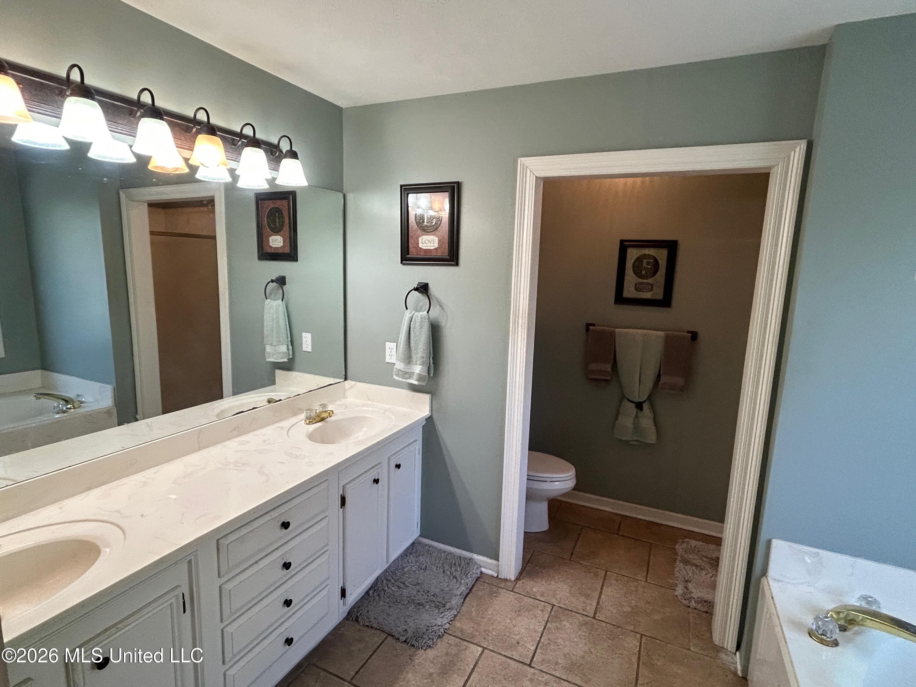 109 Napa Valley Drive Property Photo 5