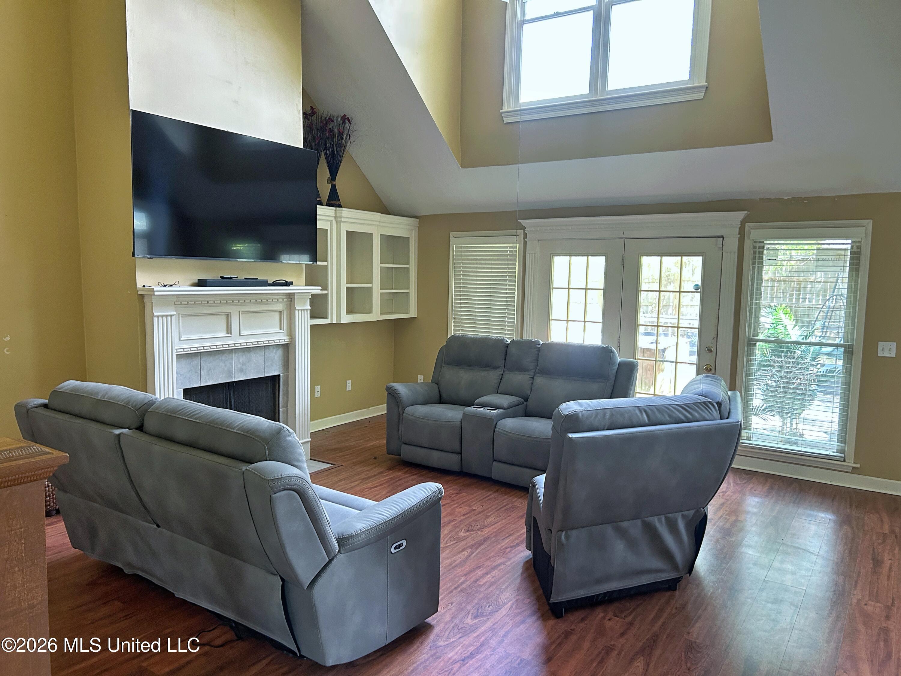 109 Napa Valley Drive Property Photo 12