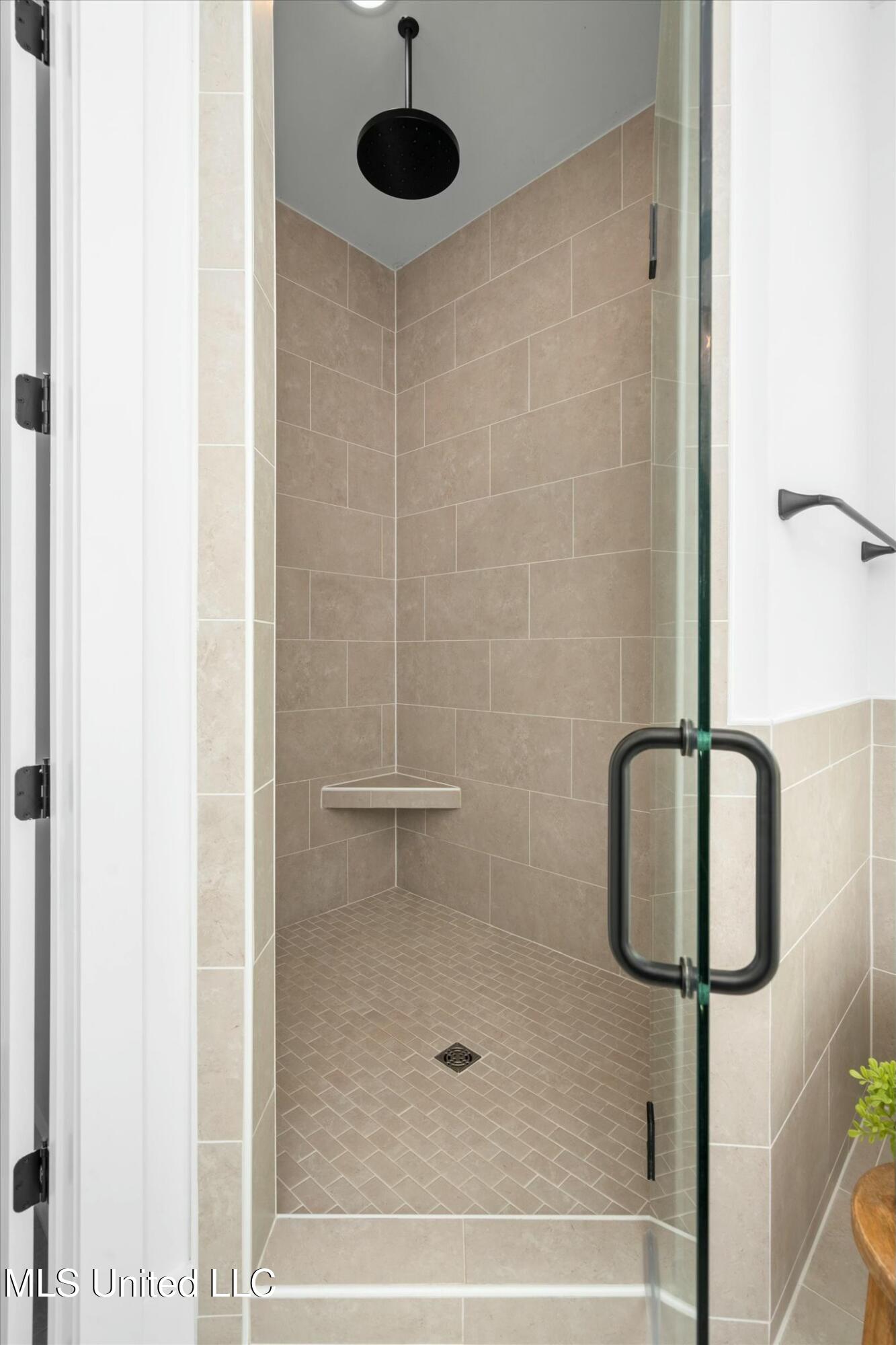 10833 Lily Lane Property Photo 25