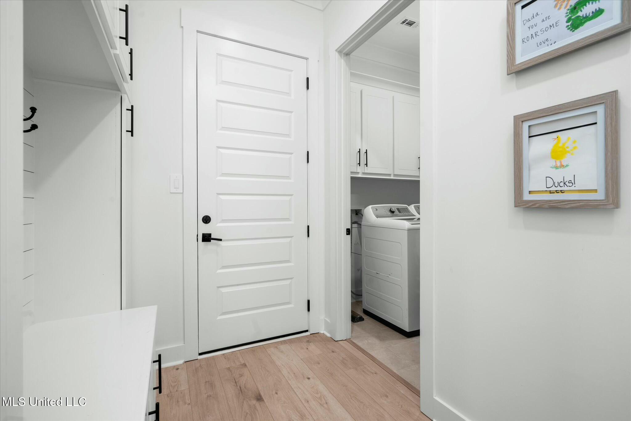 10833 Lily Lane Property Photo 31