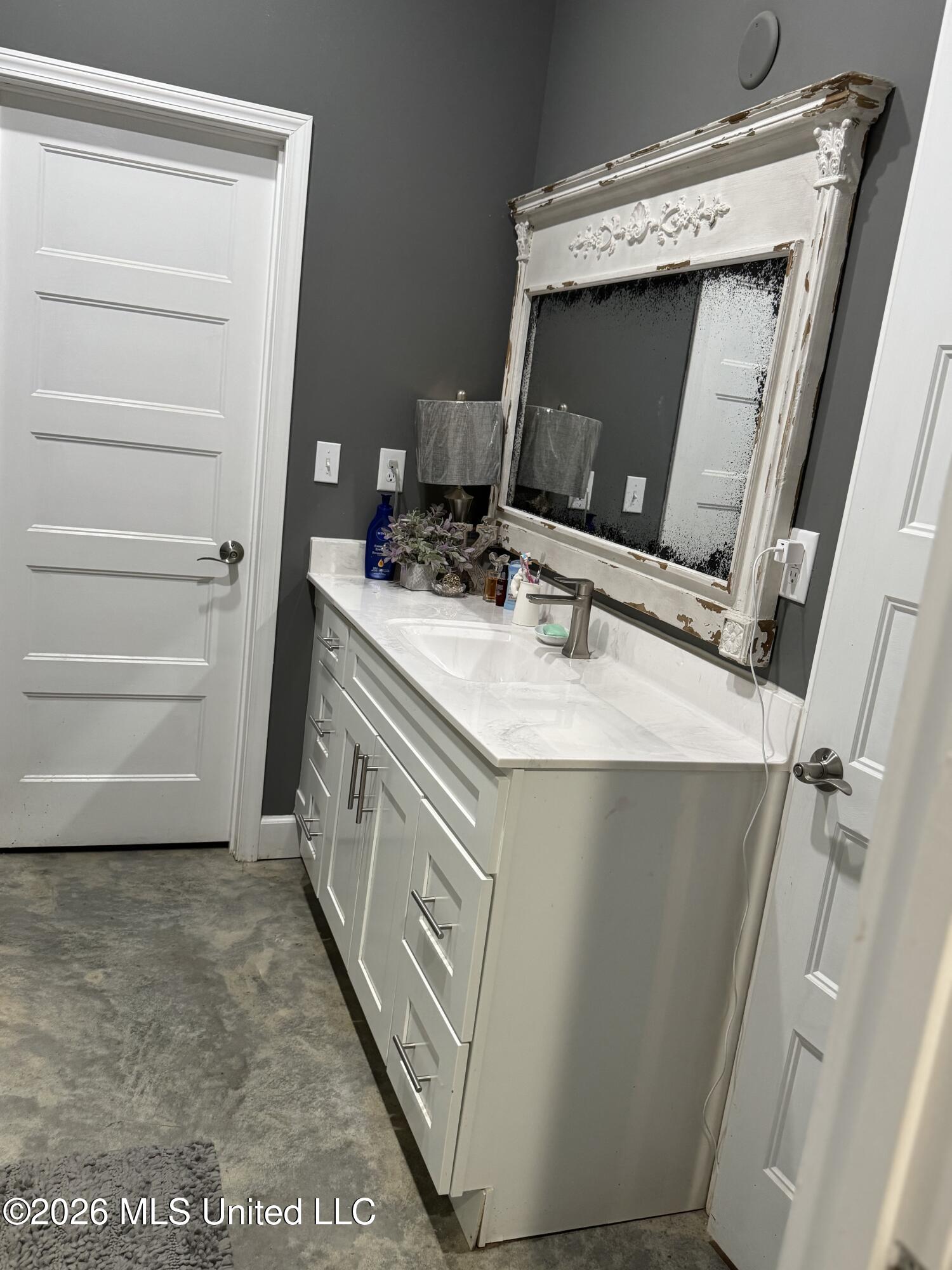 814 Strayhorn Street Property Photo 7