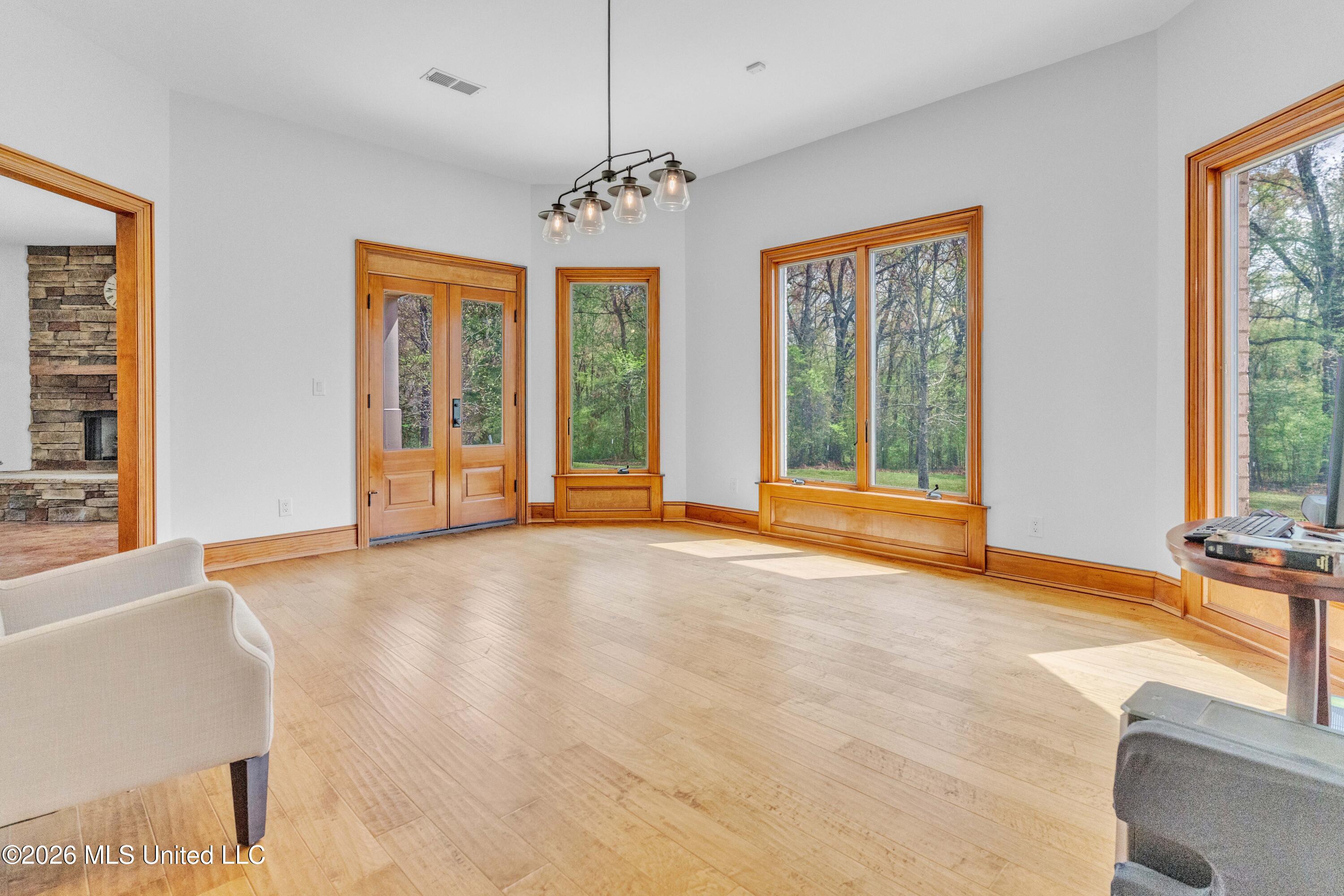 3555 S Fogg Road Property Photo 13