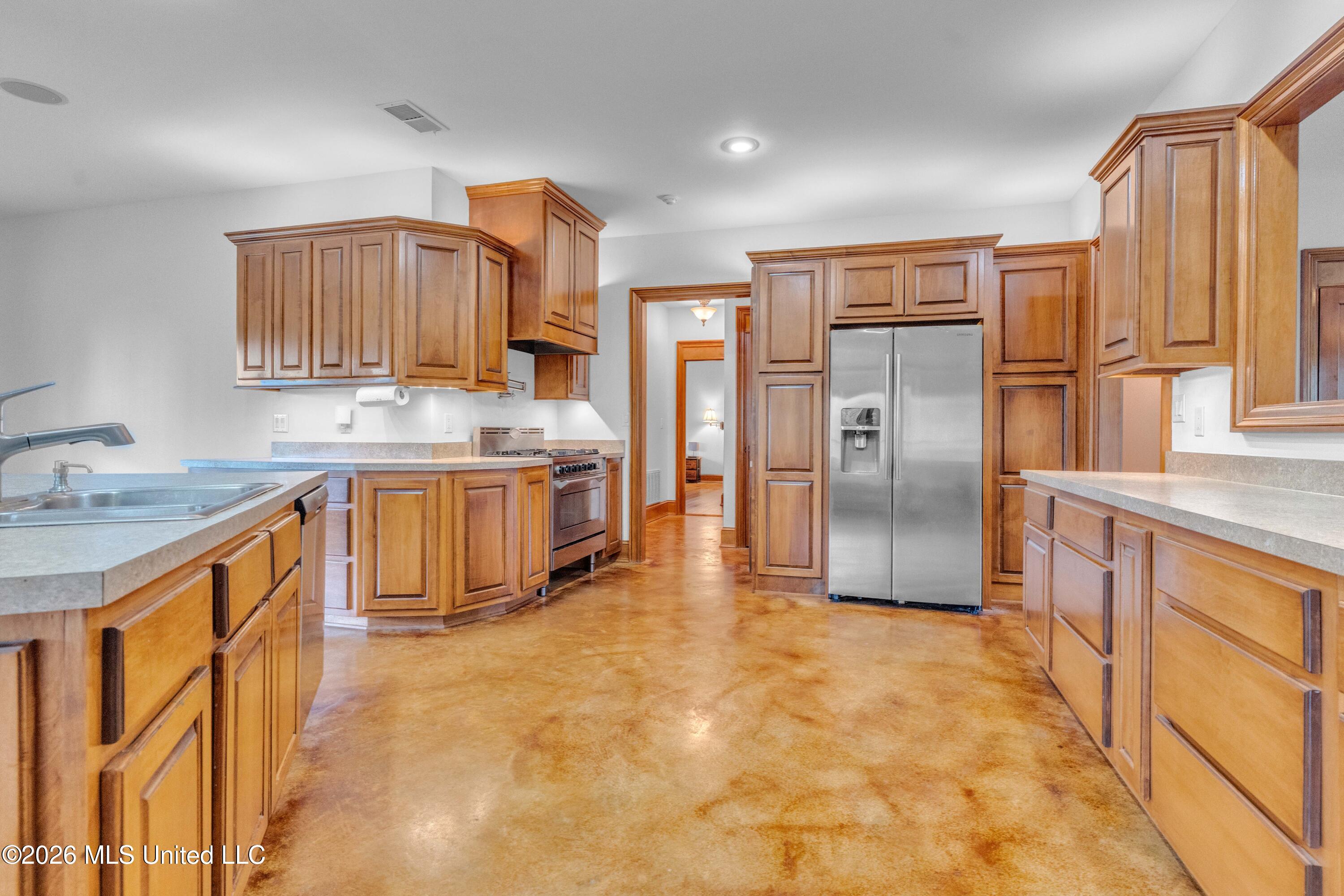 3555 S Fogg Road Property Photo 17