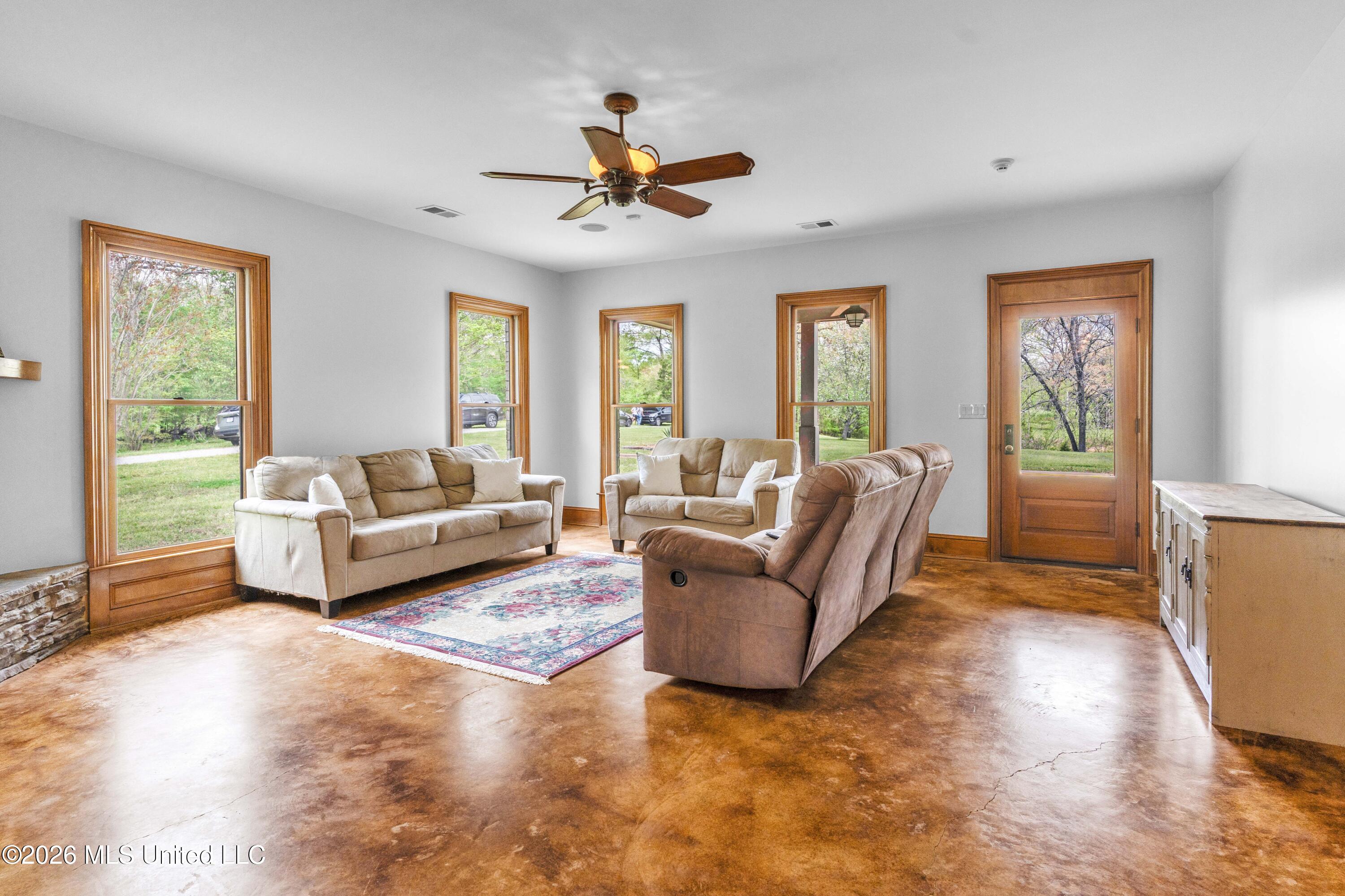 3555 S Fogg Road Property Photo 28