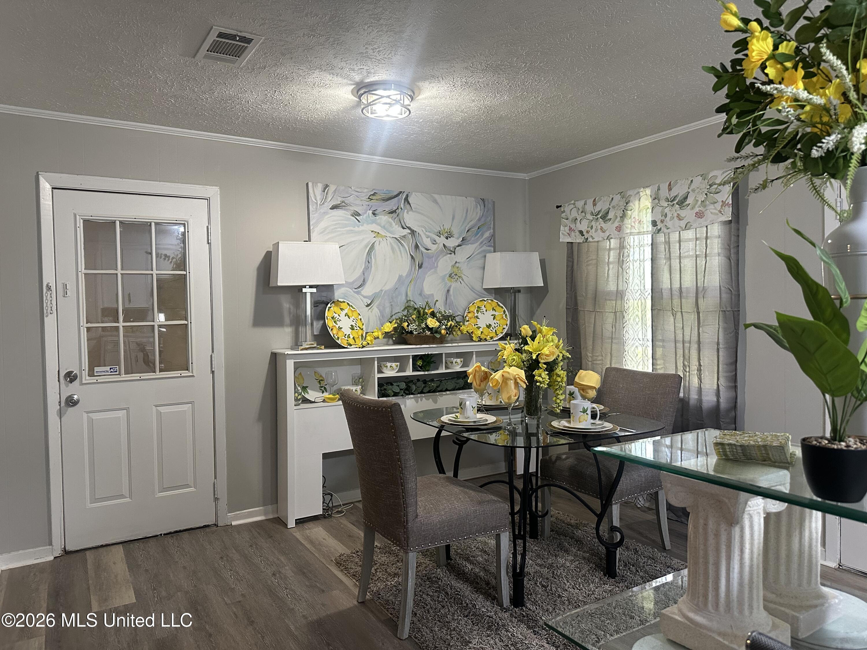 119 Harris Lane Property Photo 7