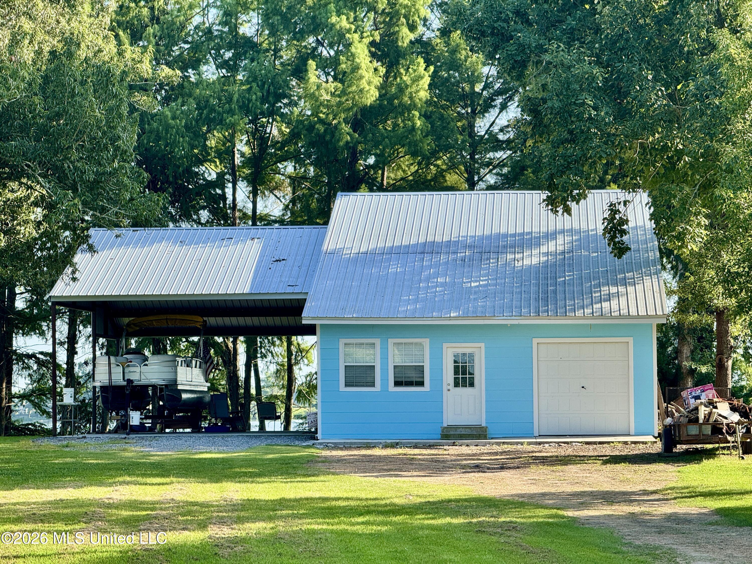 3240 Louisiana 569 Property Photo 2