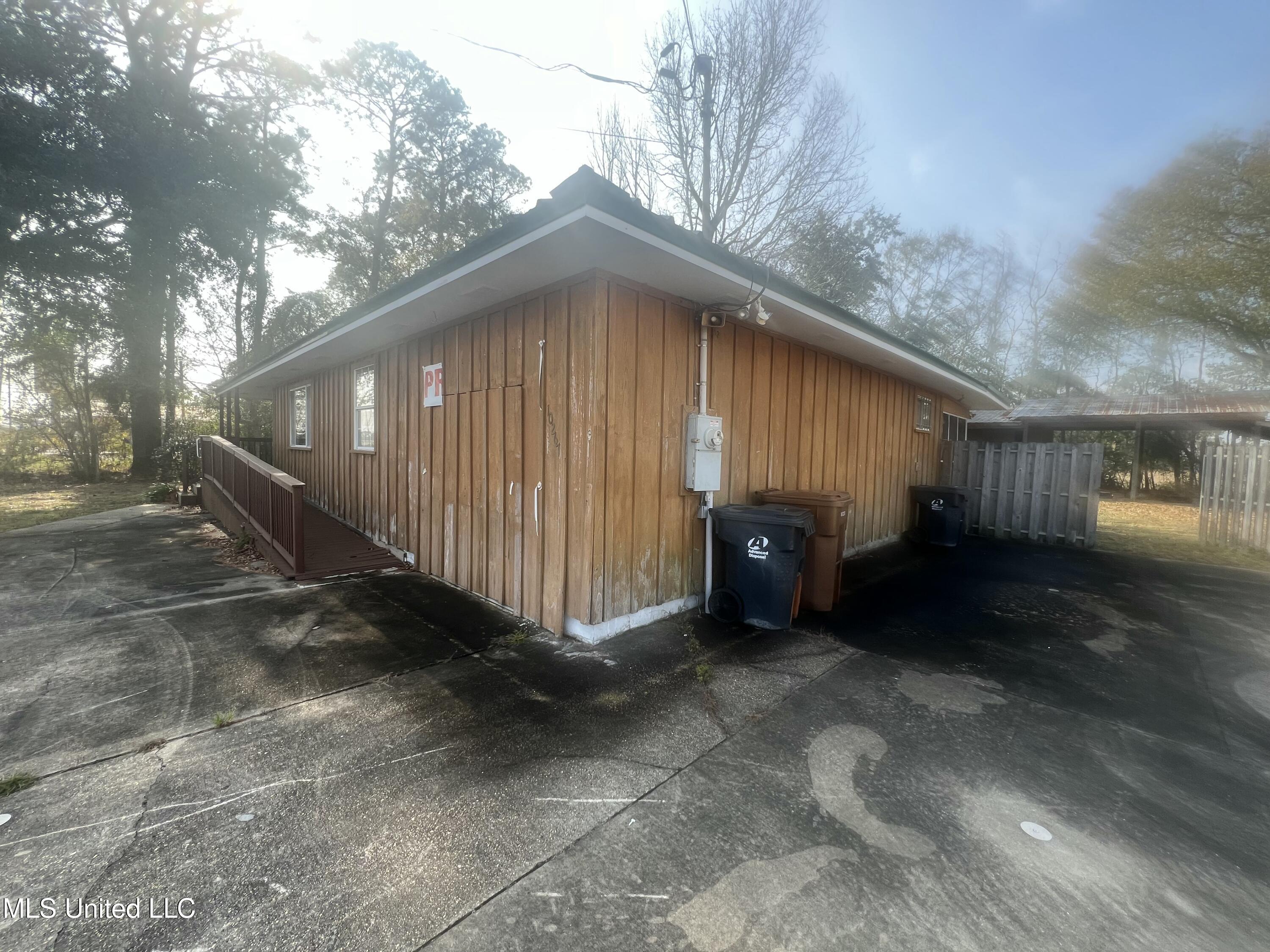 10267 Boney Avenue Property Photo 28