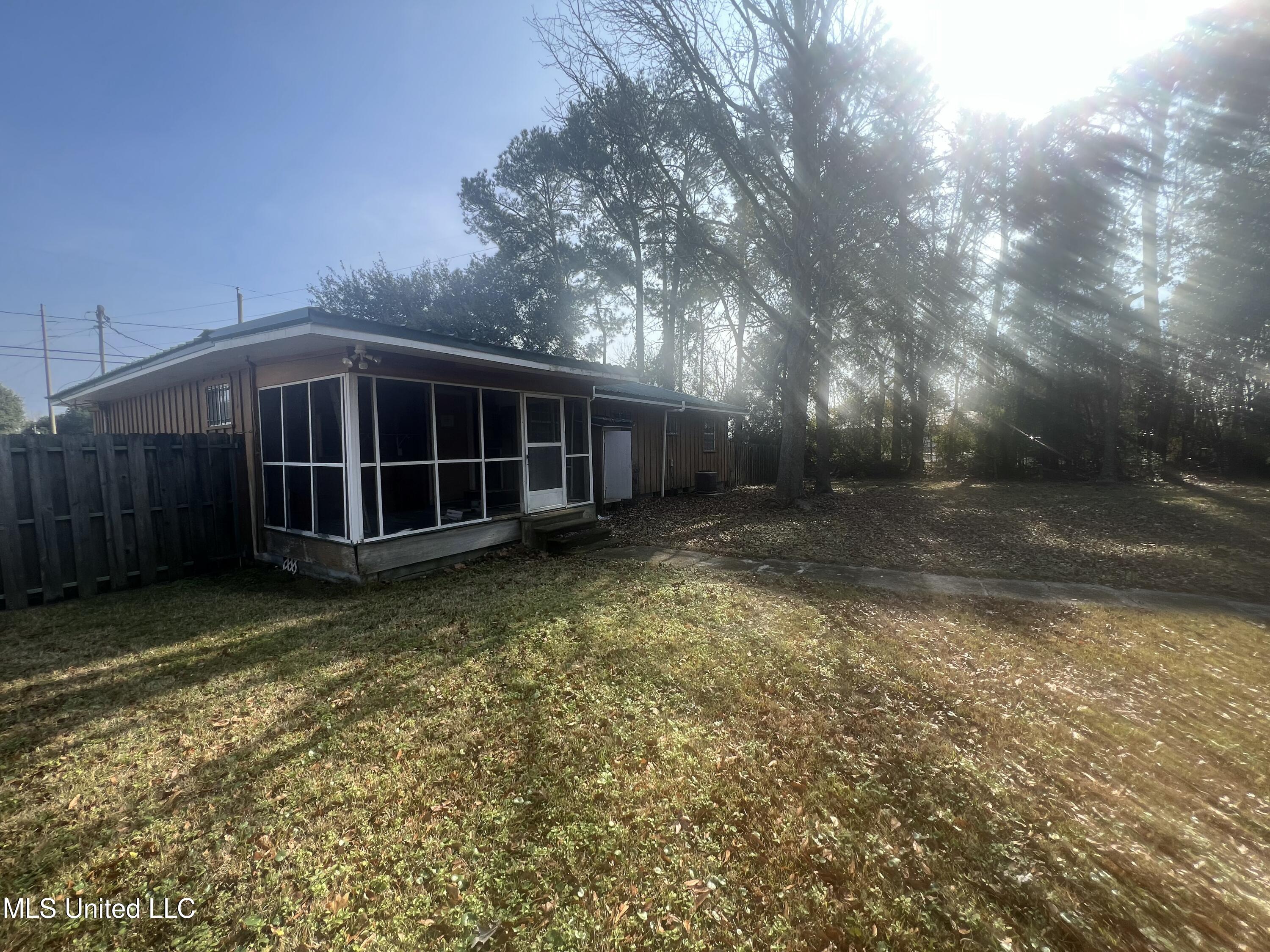 10267 Boney Avenue Property Photo 33