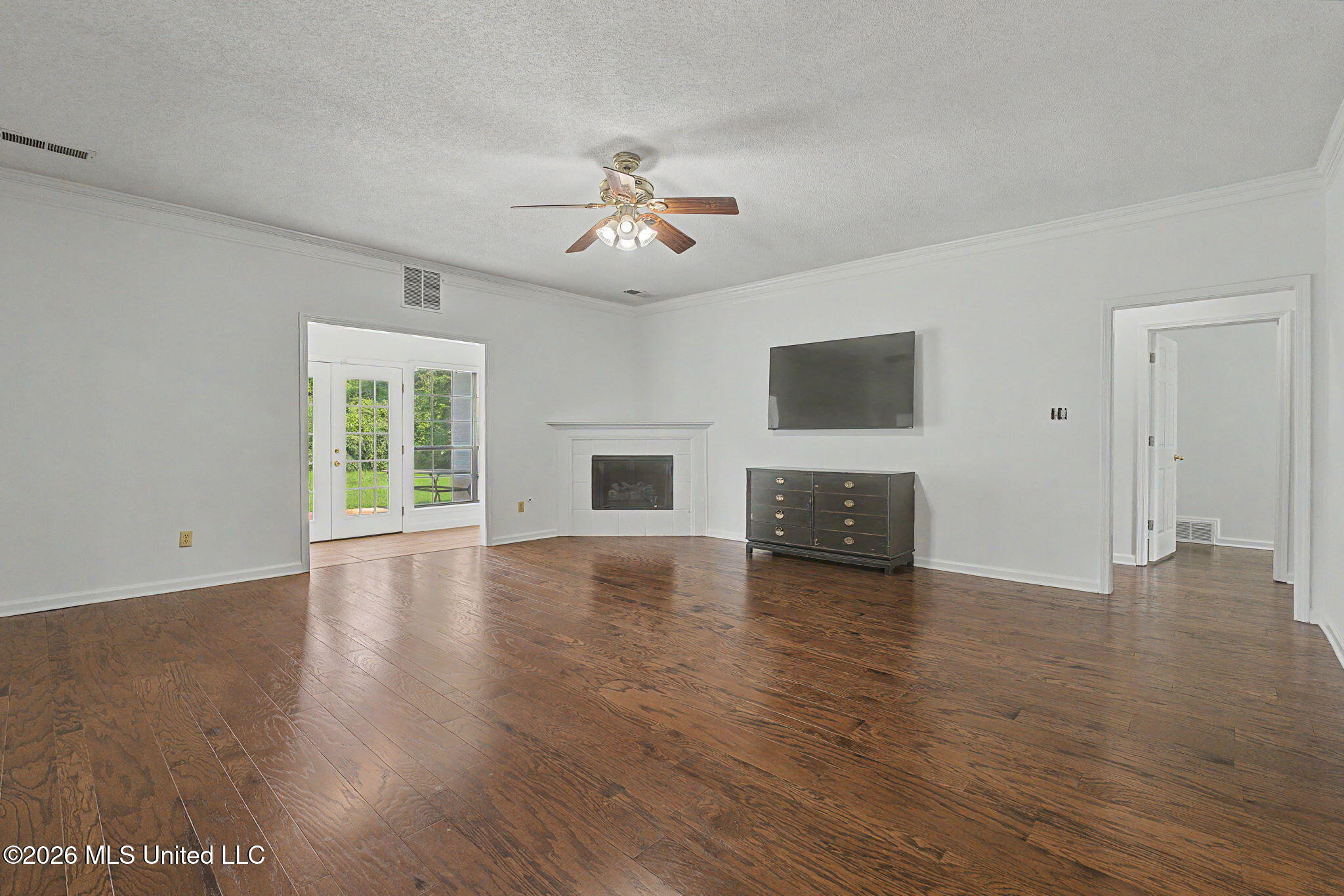 13960 Fairview Road Property Photo 10