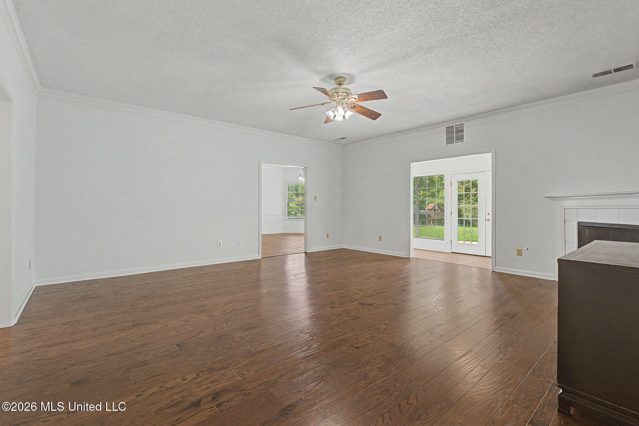 13960 Fairview Road Property Photo 11
