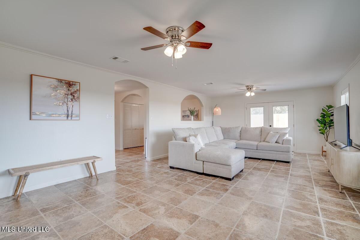 126 Bookter Street Property Photo 2