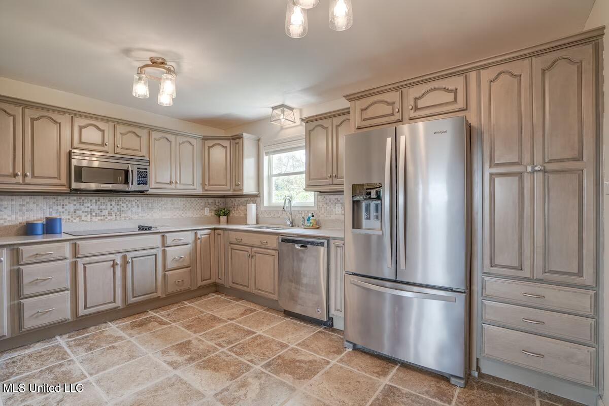 126 Bookter Street Property Photo 6