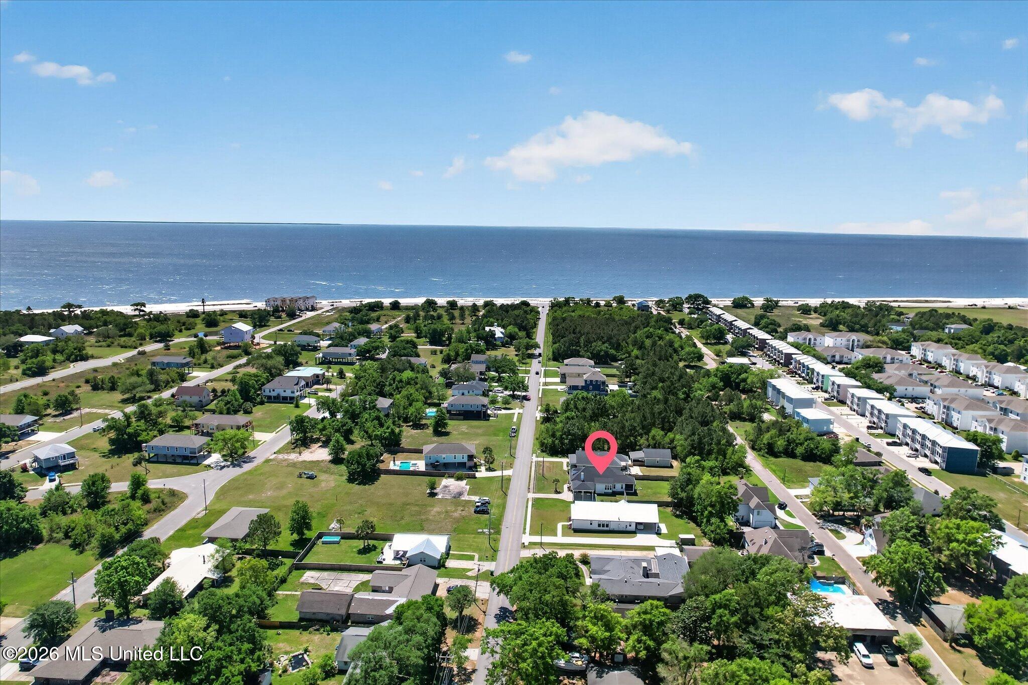 215 White Harbor Road Property Photo 2