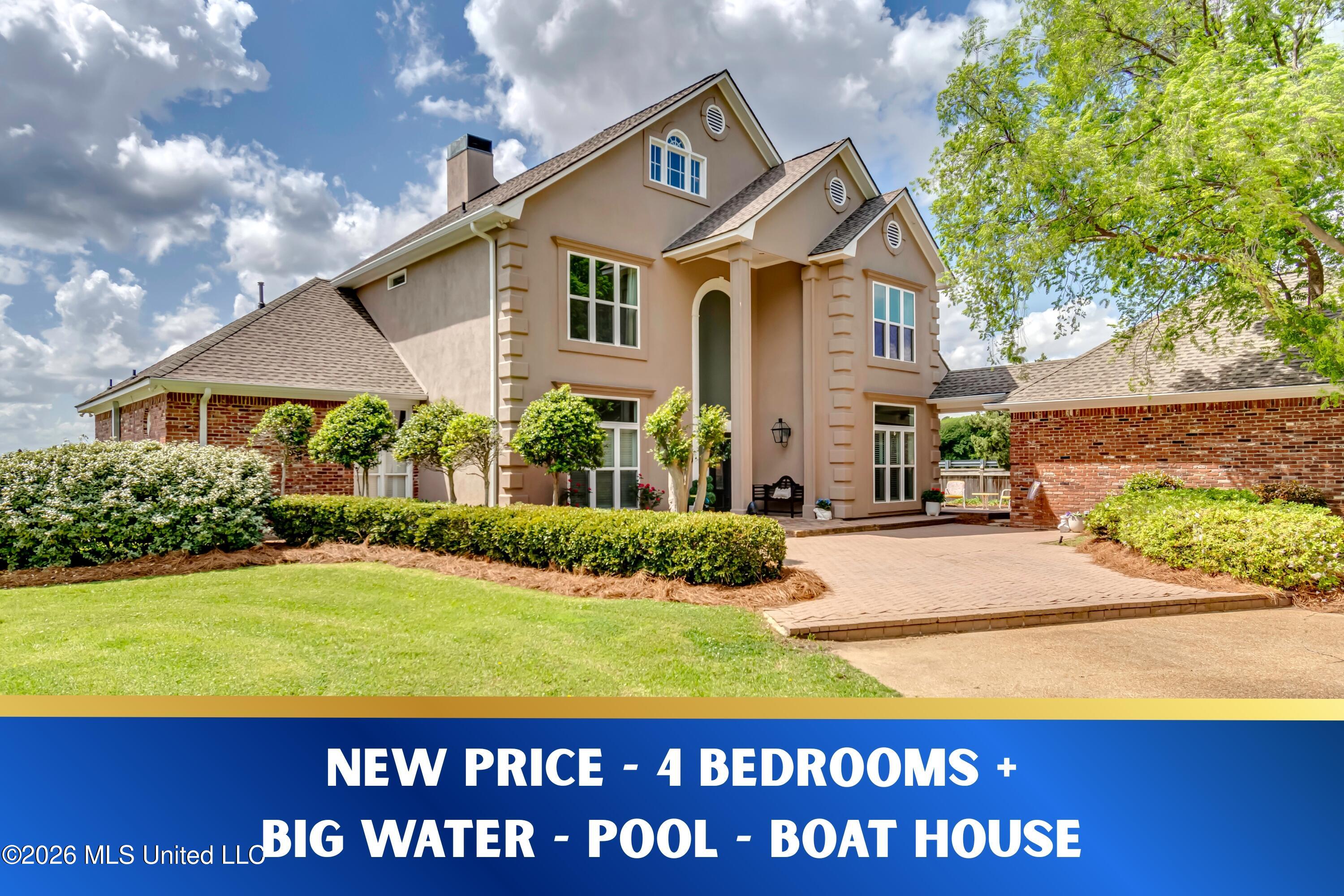1111 Bay Vista