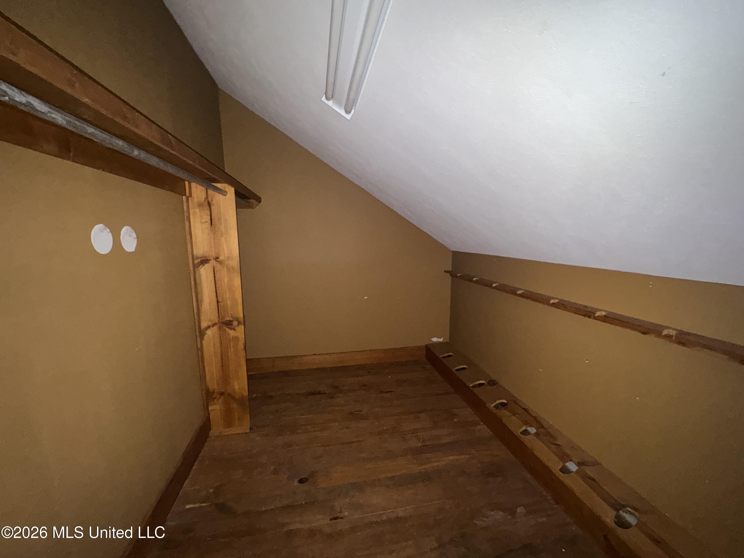 134 Seldom Seen Cove Property Photo 16