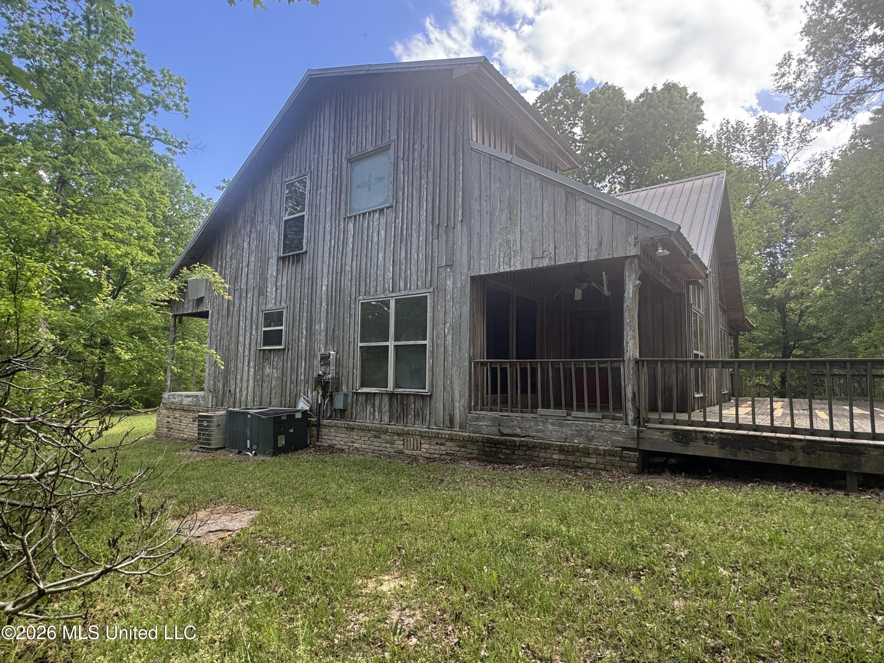 134 Seldom Seen Cove Property Photo 32