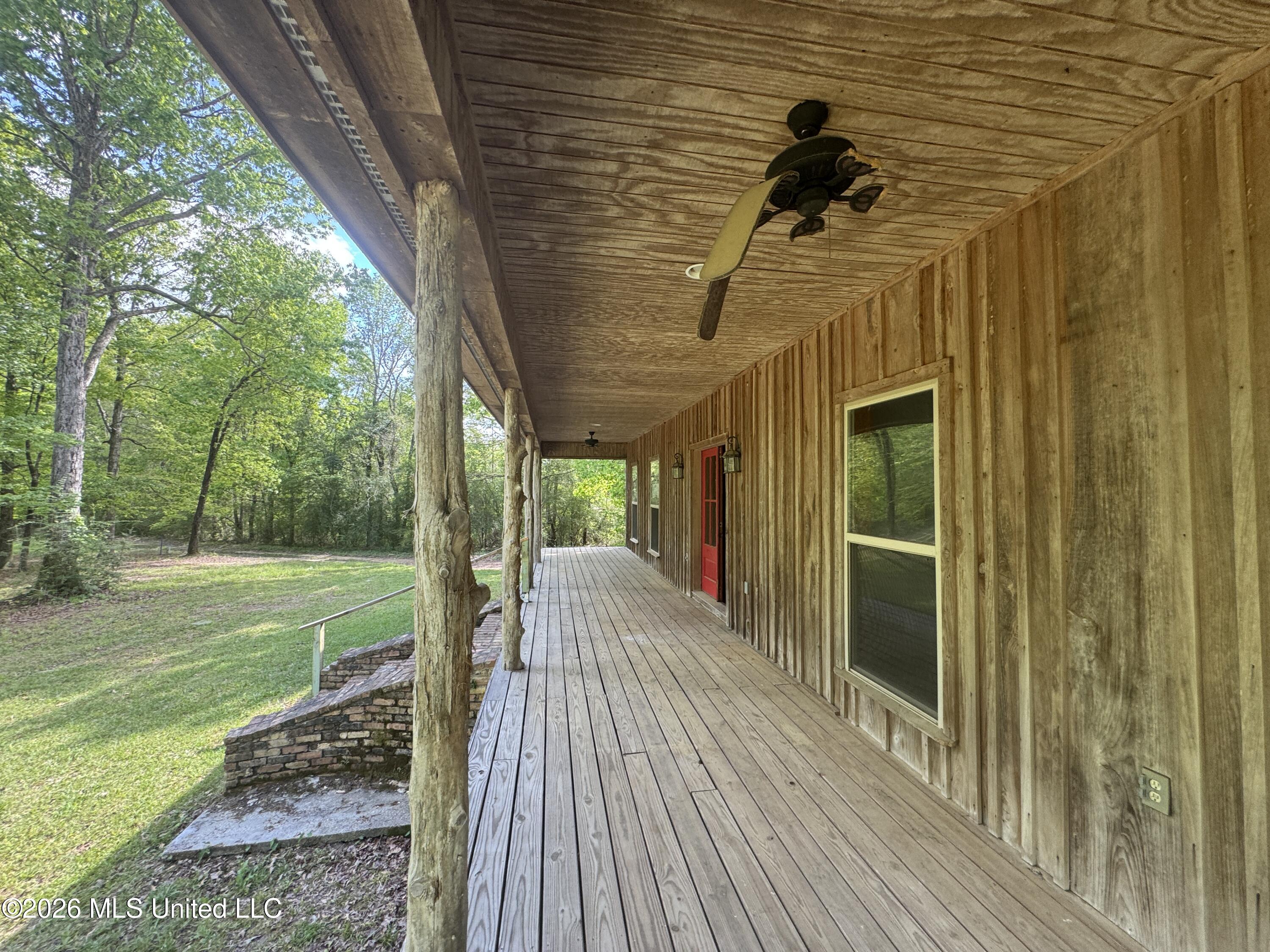134 Seldom Seen Cove Property Photo 40