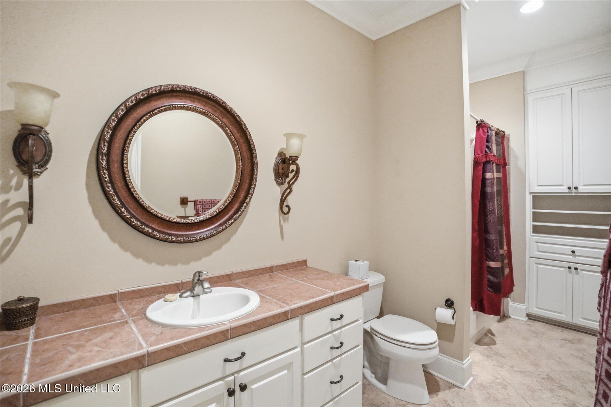 136 Swan Sea Lane Property Photo 32