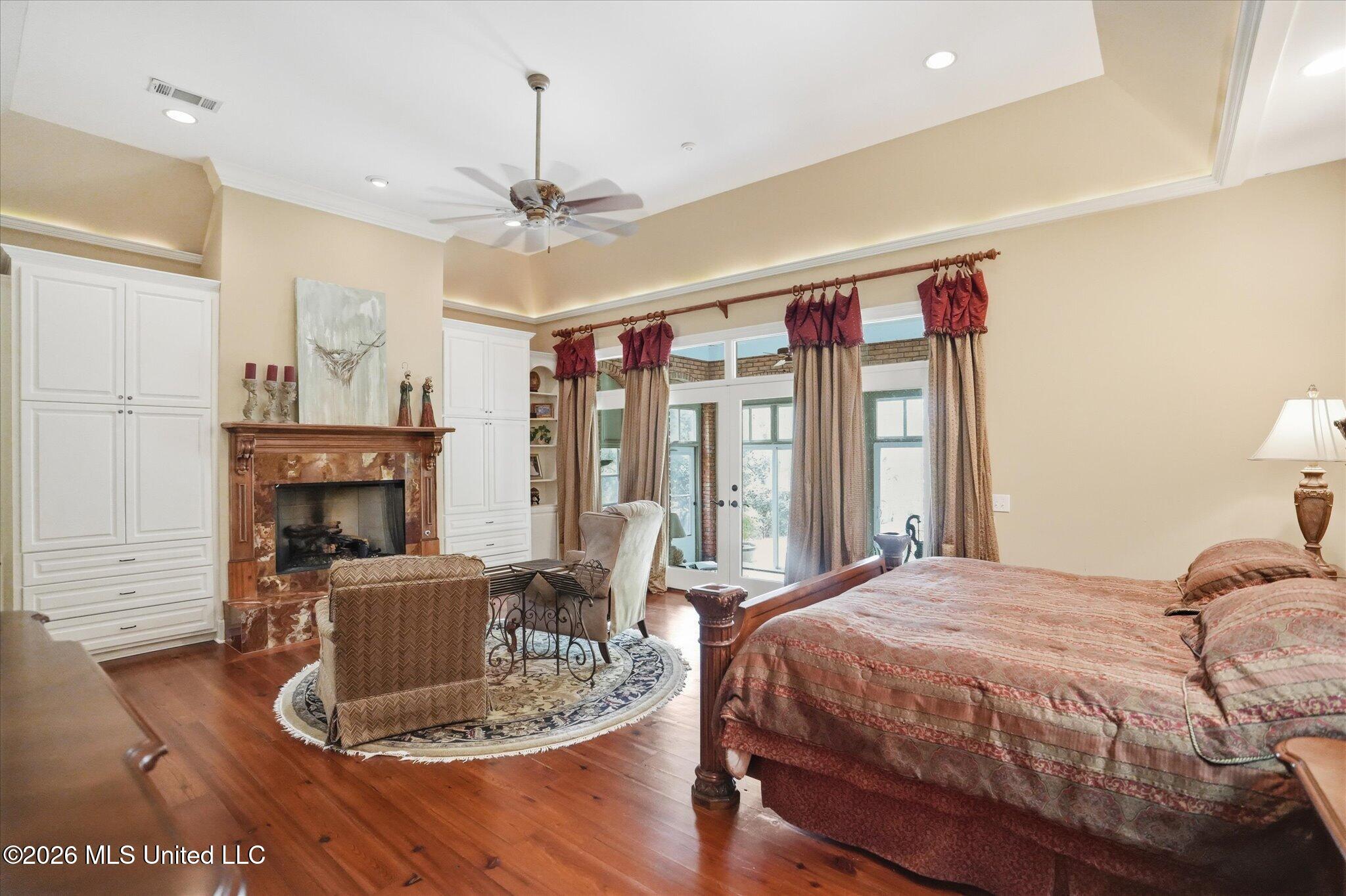 136 Swan Sea Lane Property Photo 35